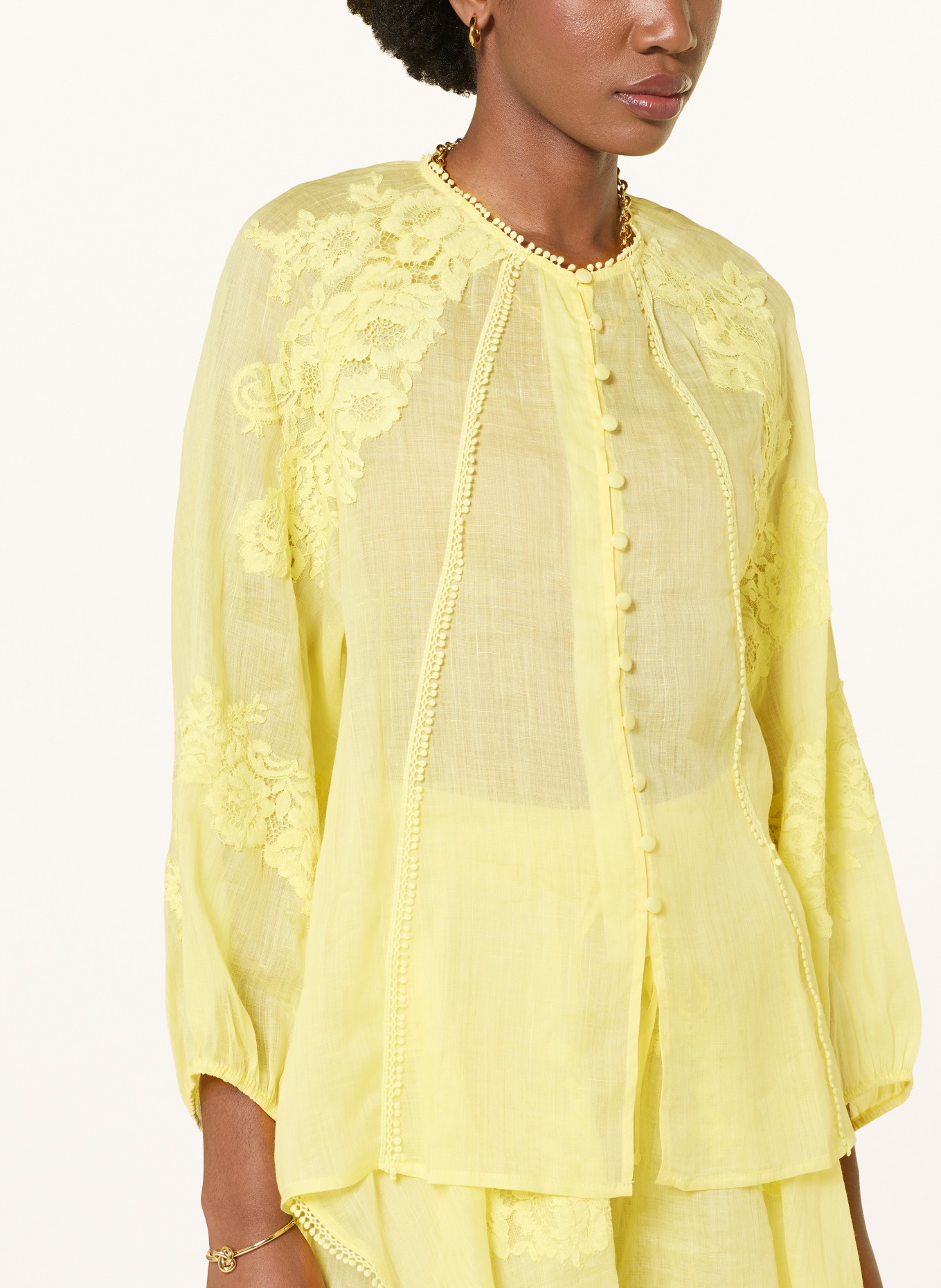 MRS & HUGS Blouse with lace: LIGHT YELLOW