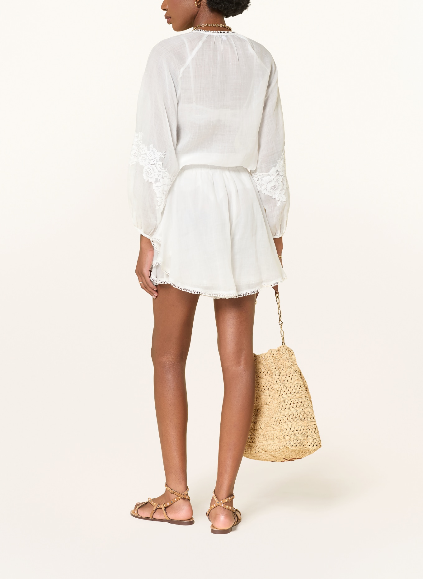 MRS & HUGS Shorts with lace: WHITE
