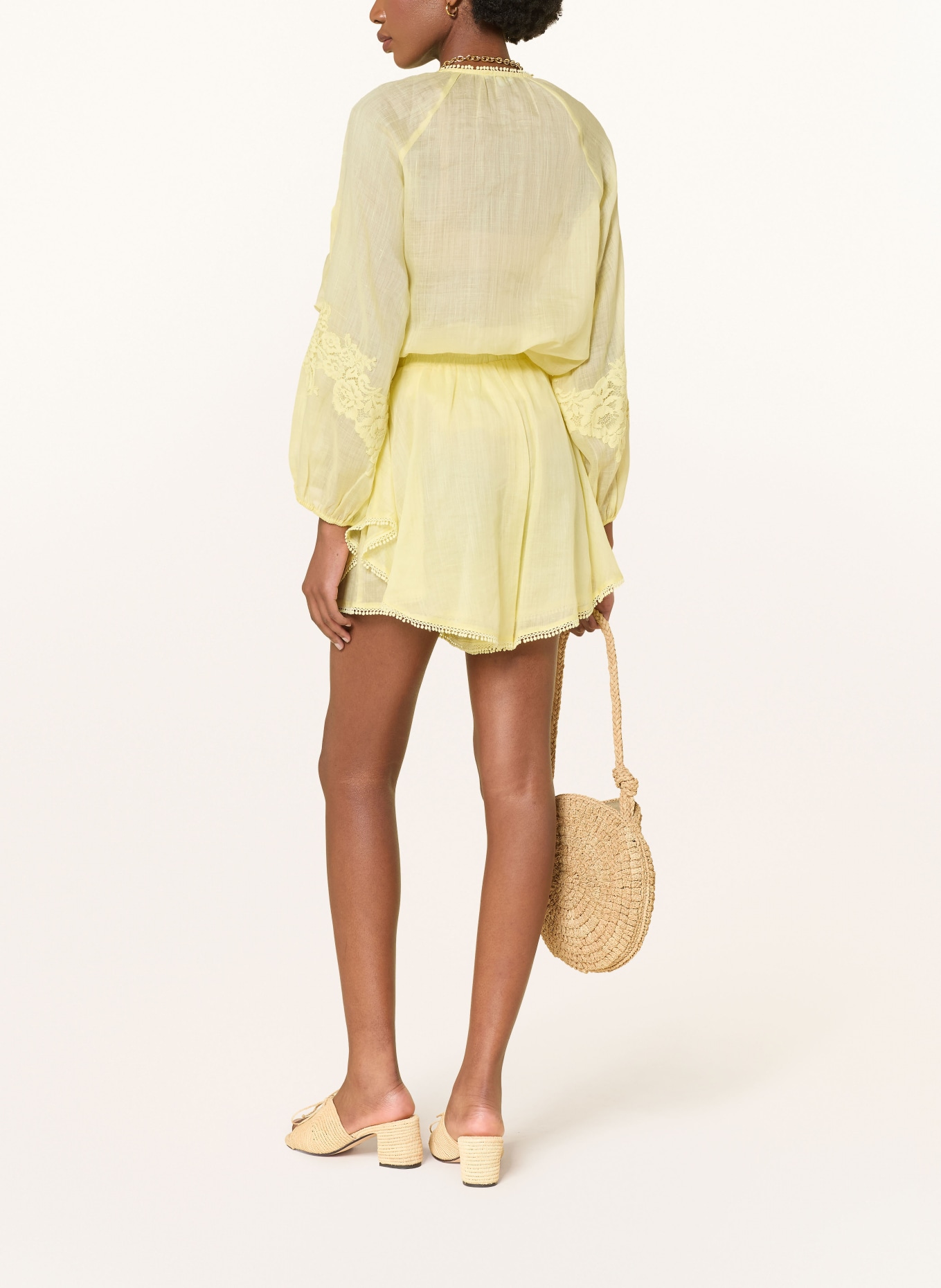 MRS & HUGS Shorts with lace: LIGHT YELLOW