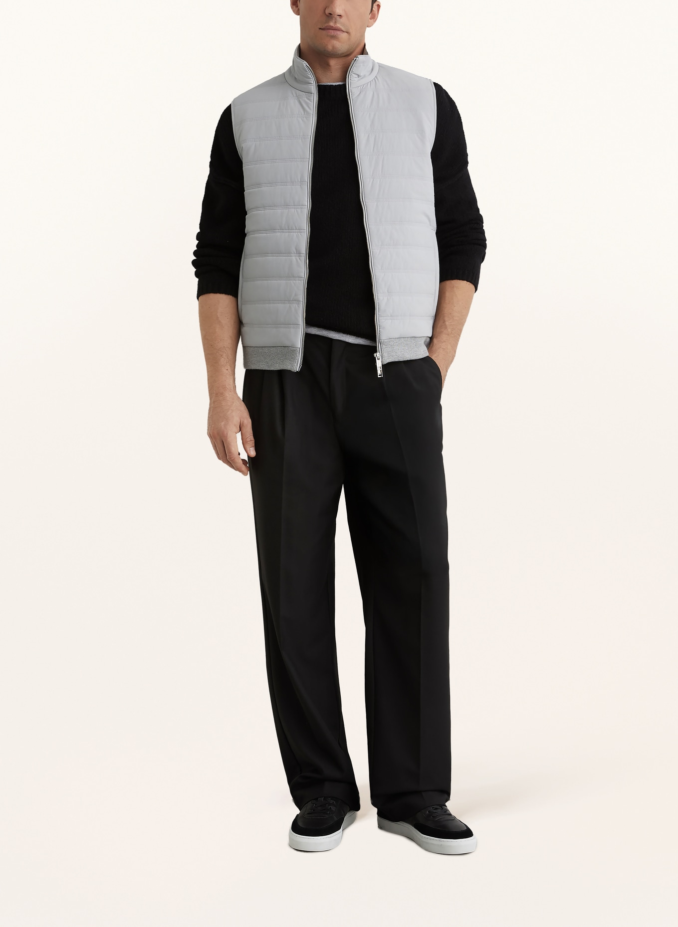 REISS Steppvest NEWFORD in materiaalmix: LICHTGRIJS