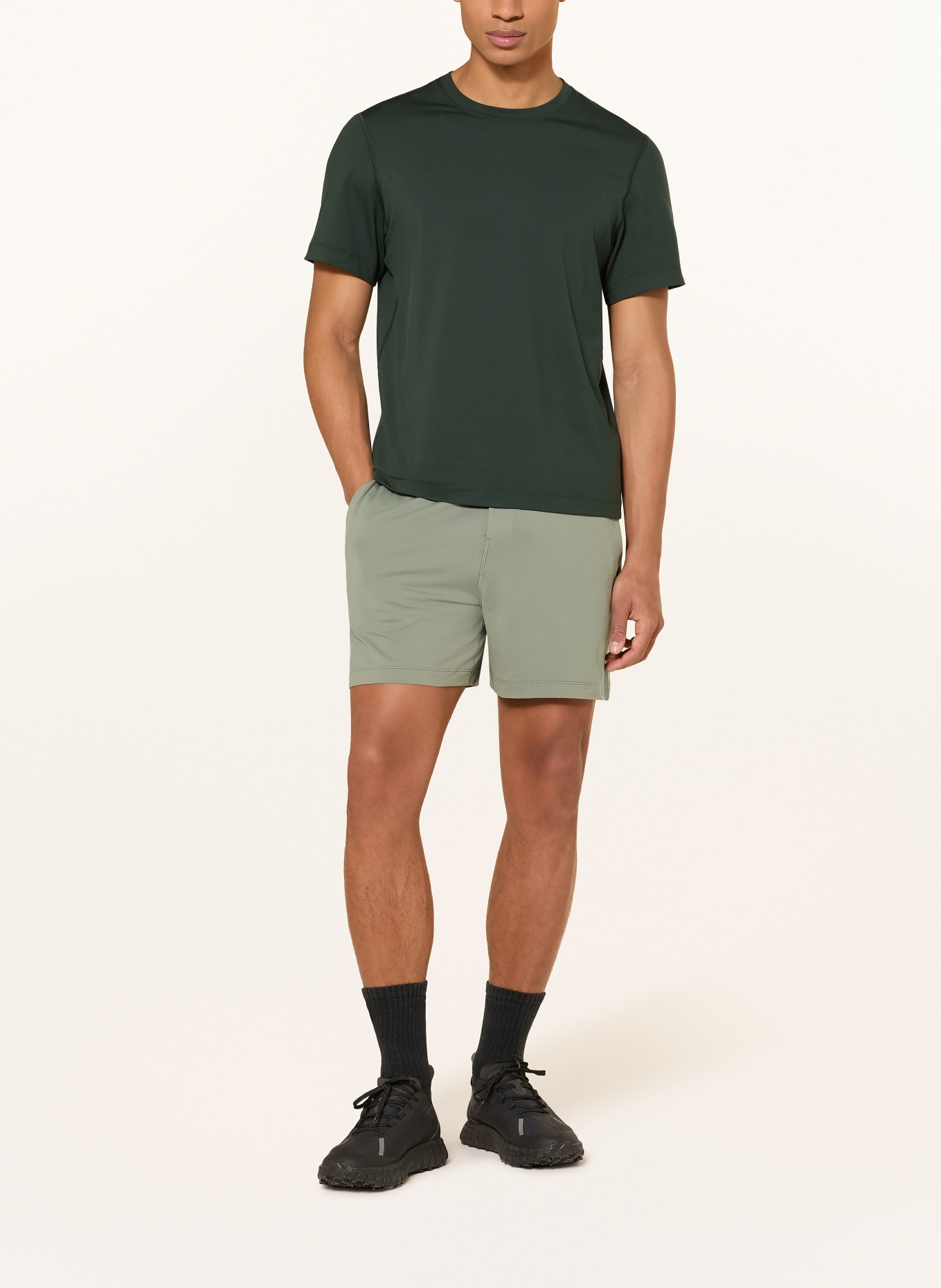 lululemon Jerseybroek SOFT JERSEY SHORT 5IN: KAKI