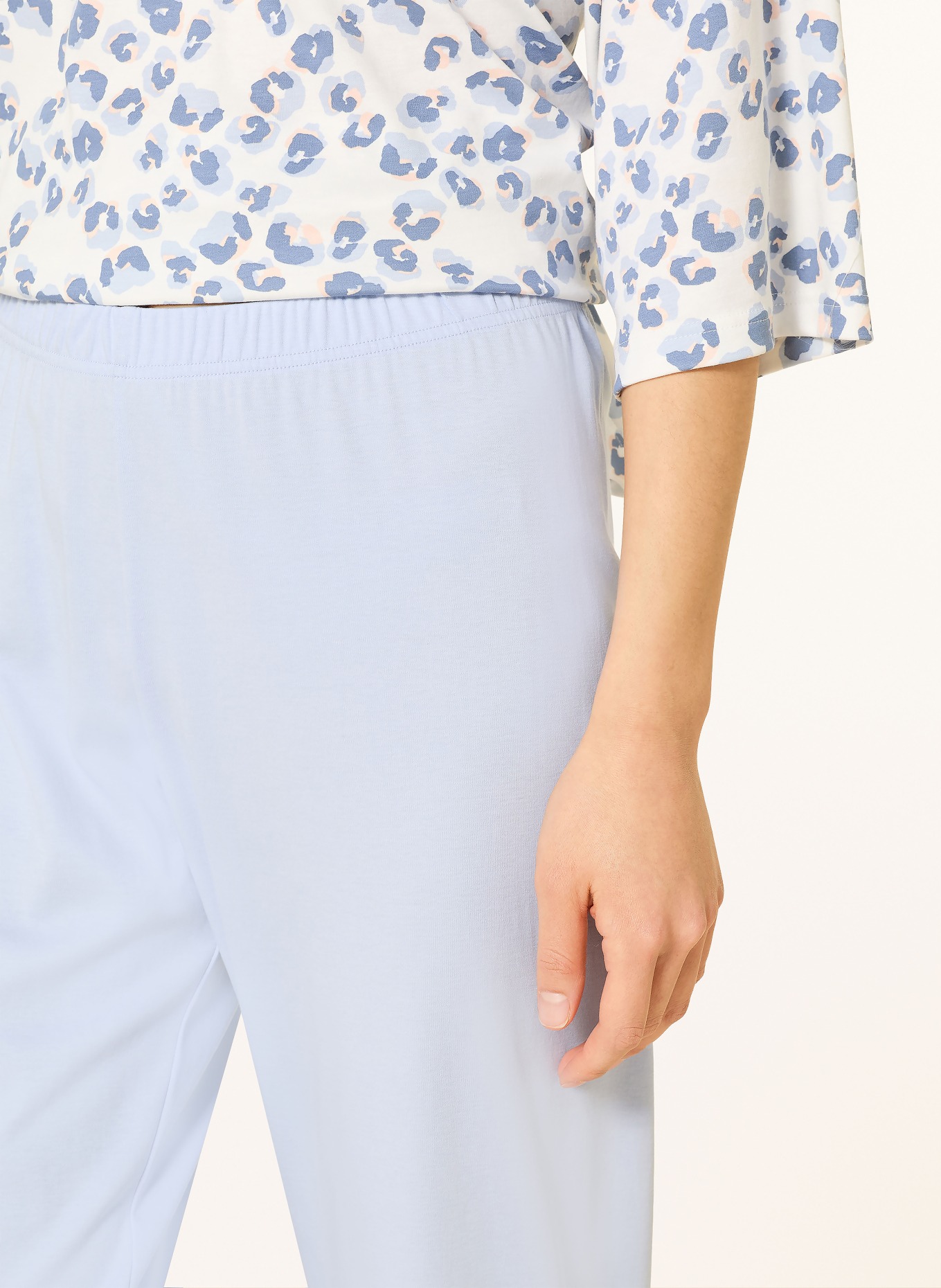 mey pyjama: LICHTBLAUW / WIT