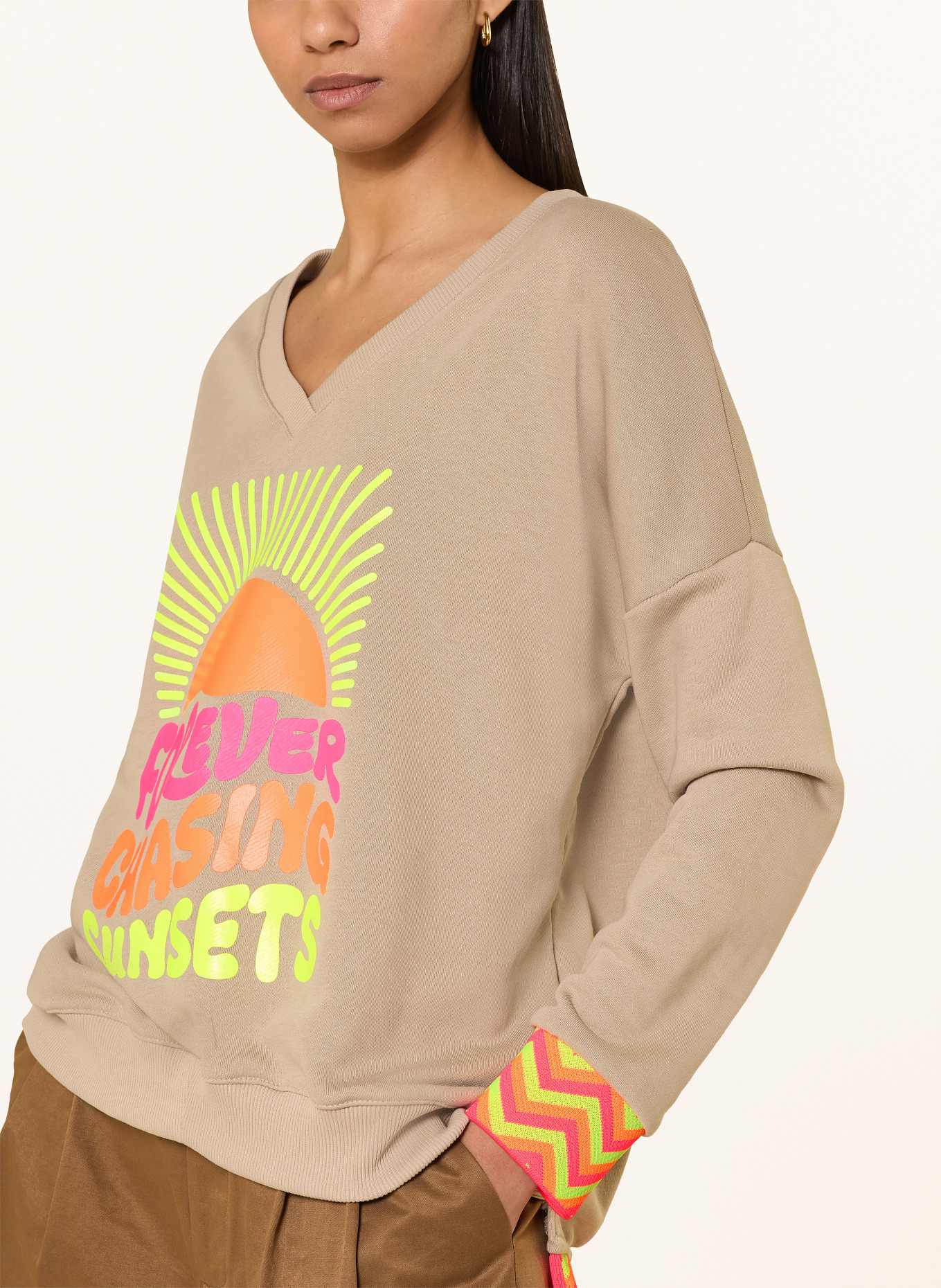 miss goodlife Oversized-sweatshirt: LICHTBRUIN / NEONROZE / NEONORANJE