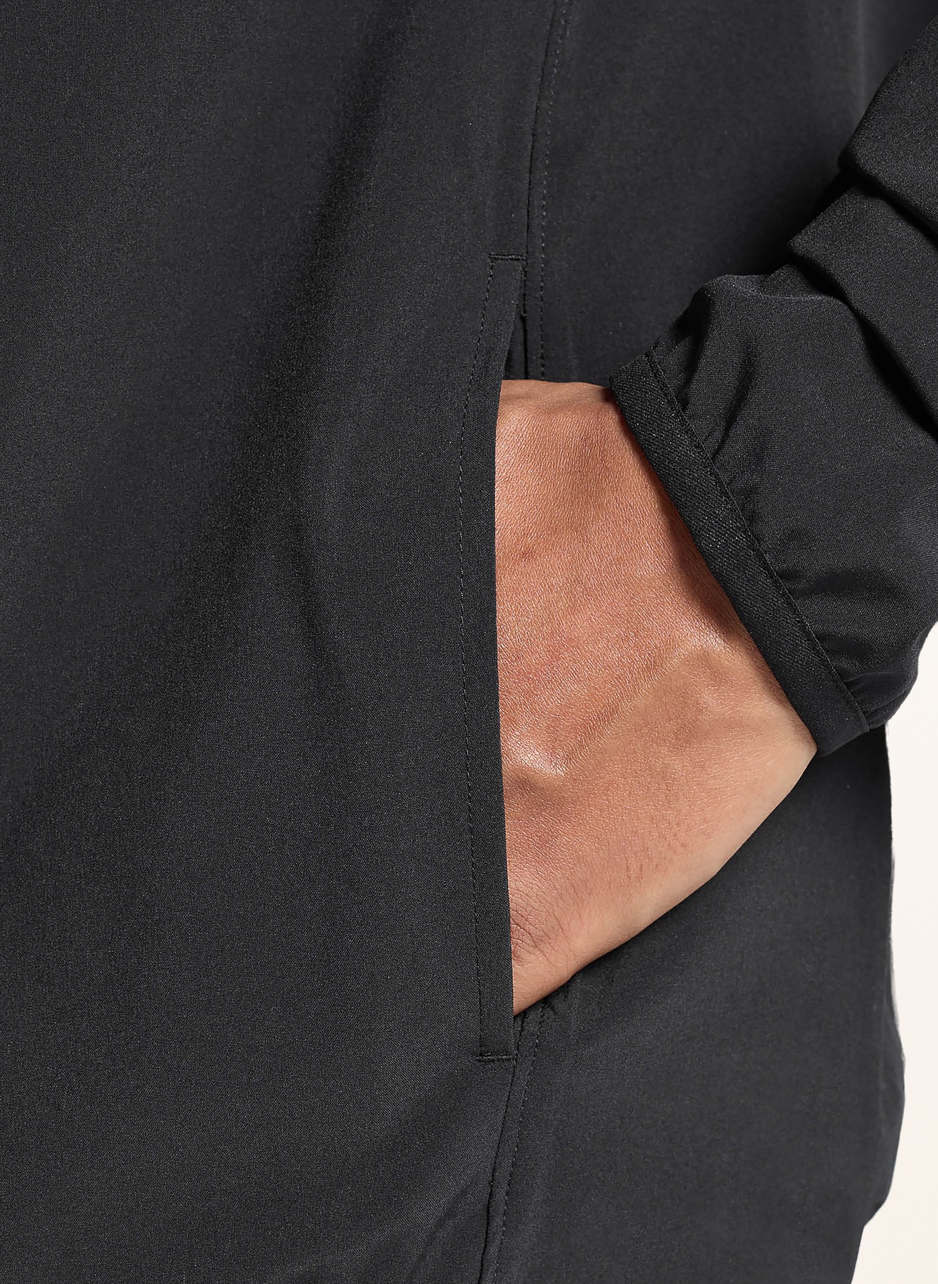 GYMSHARK Trainingsjacke ARRIVAL: SCHWARZ