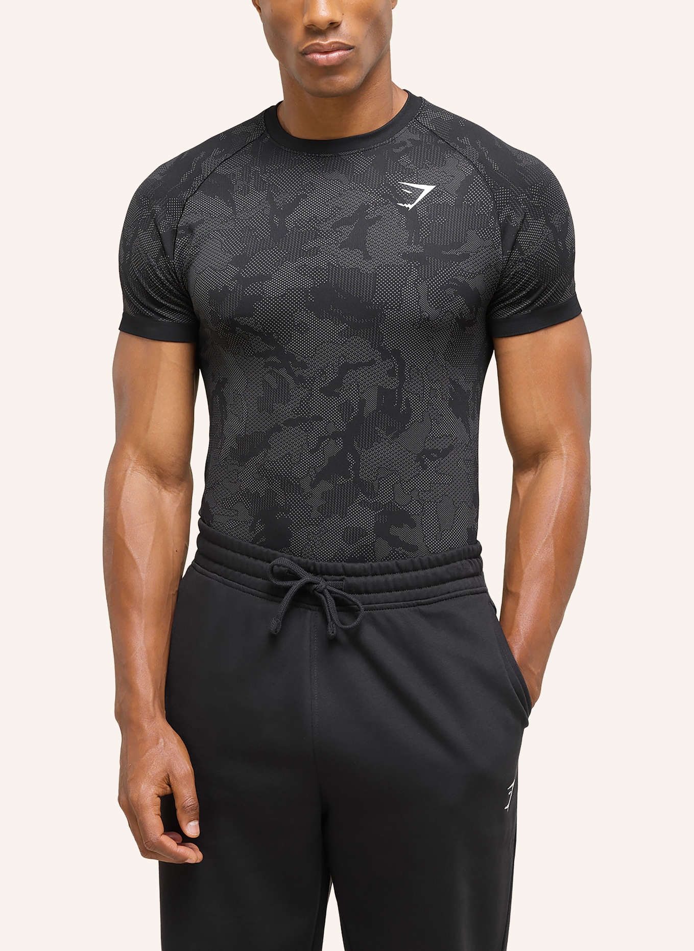 GYMSHARK T-Shirt GEO SEAMLESS: SCHWARZ