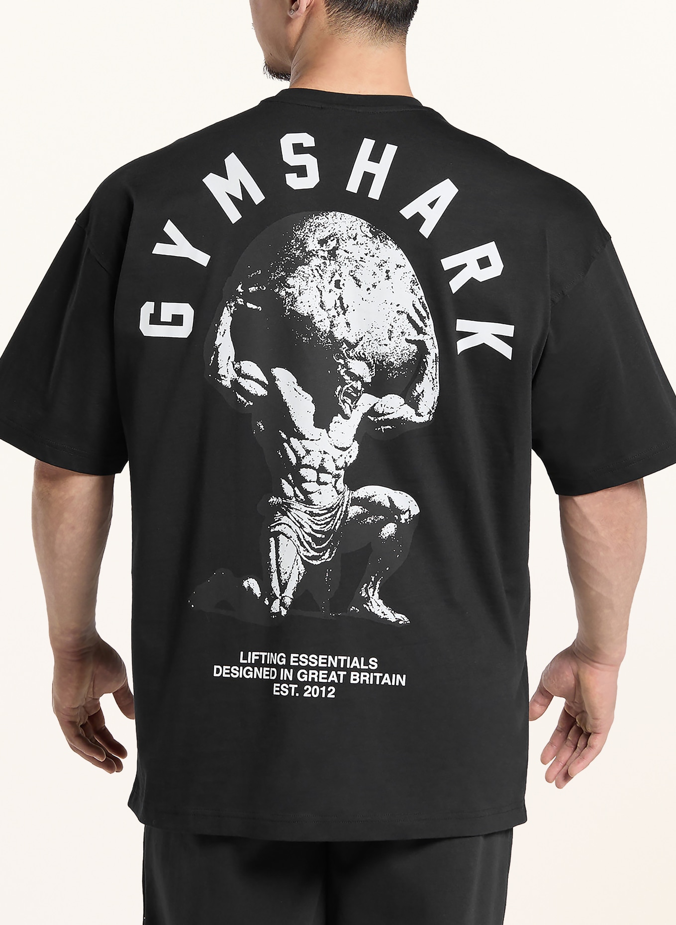 GYMSHARK T-Shirt GFX ATLAS: SCHWARZ