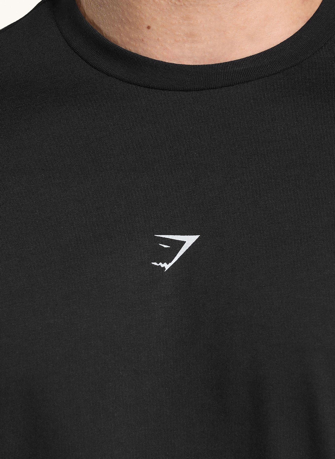 GYMSHARK T-Shirt GFX ATLAS: SCHWARZ