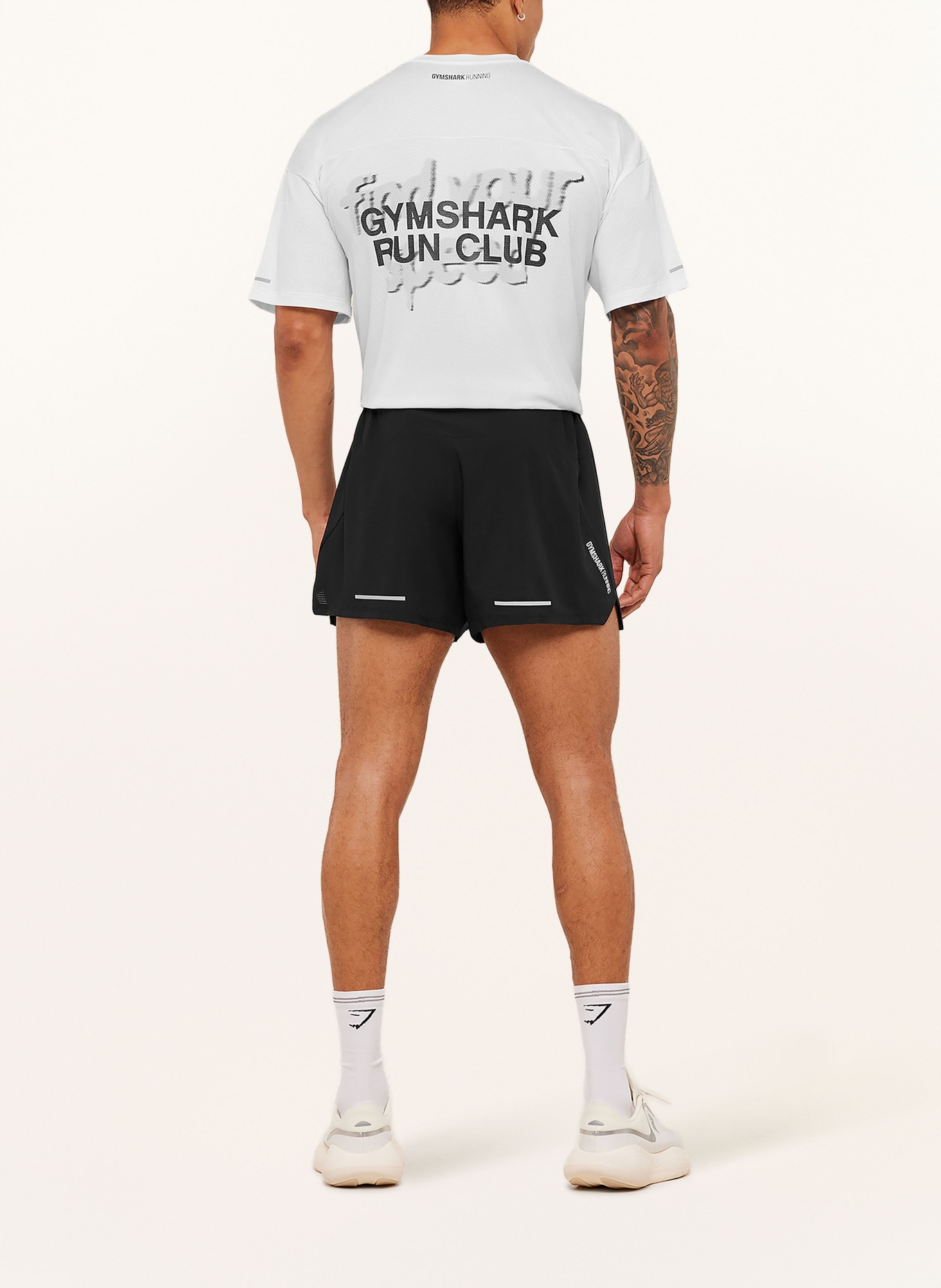 GYMSHARK Laufshirt BETTER LEVEL RUN GRAPHIC: WEISS