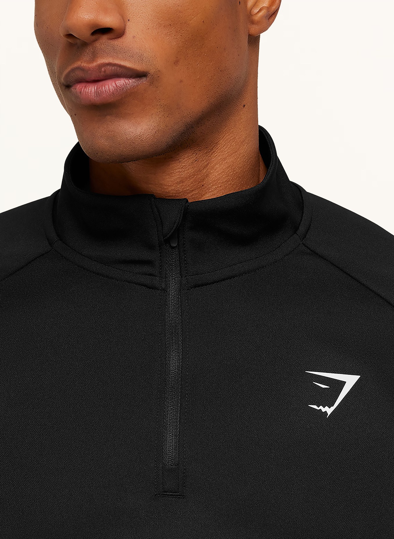 GYMSHARK Longsleeve ARRIVAL CONTRAST: SCHWARZ