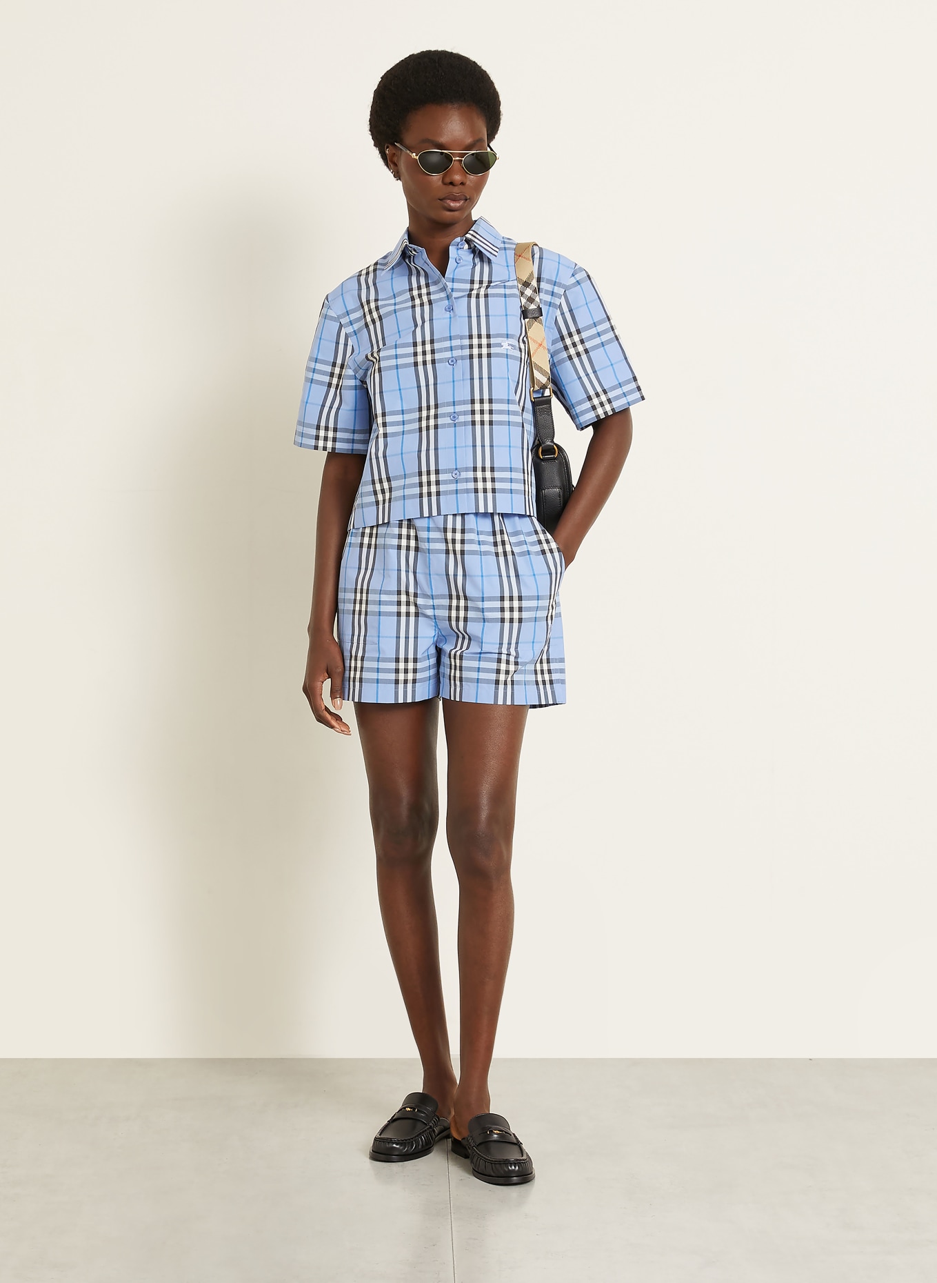 BURBERRY Shorts EVELYN: HELLBLAU / WEISS / SCHWARZ