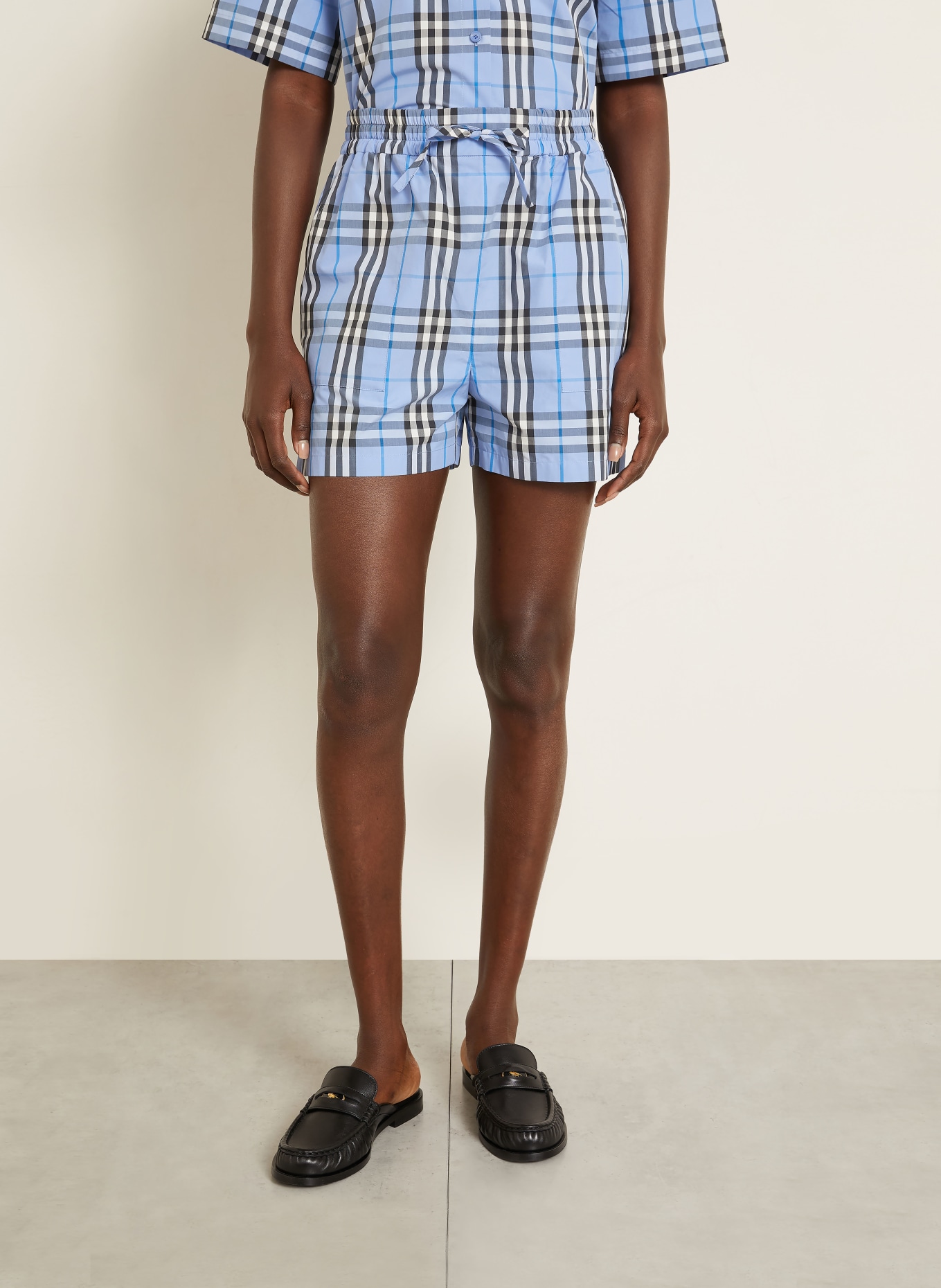 BURBERRY Shorts EVELYN: HELLBLAU / WEISS / SCHWARZ