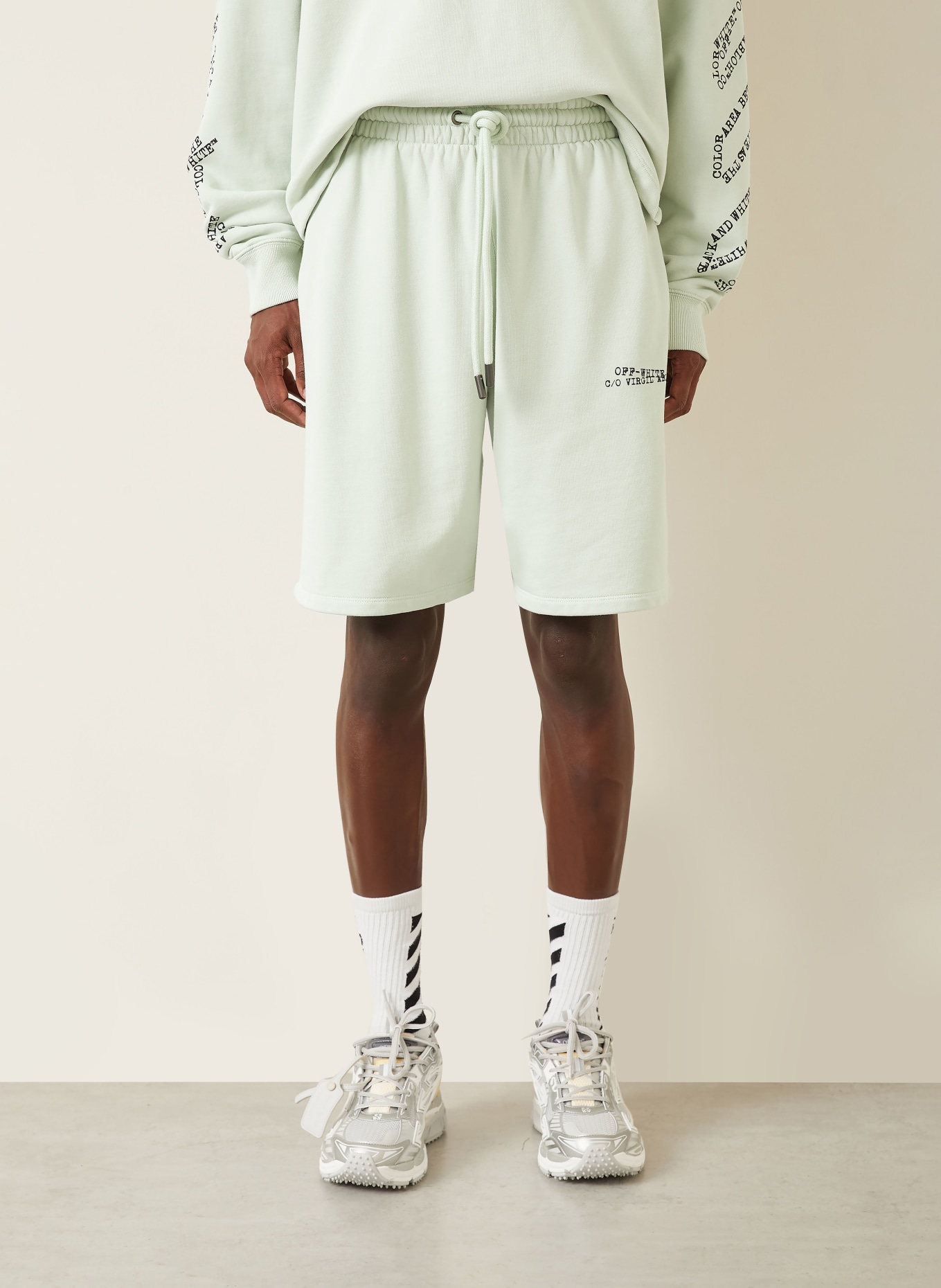 Off-White Sweatshorts: MINT / SCHWARZ