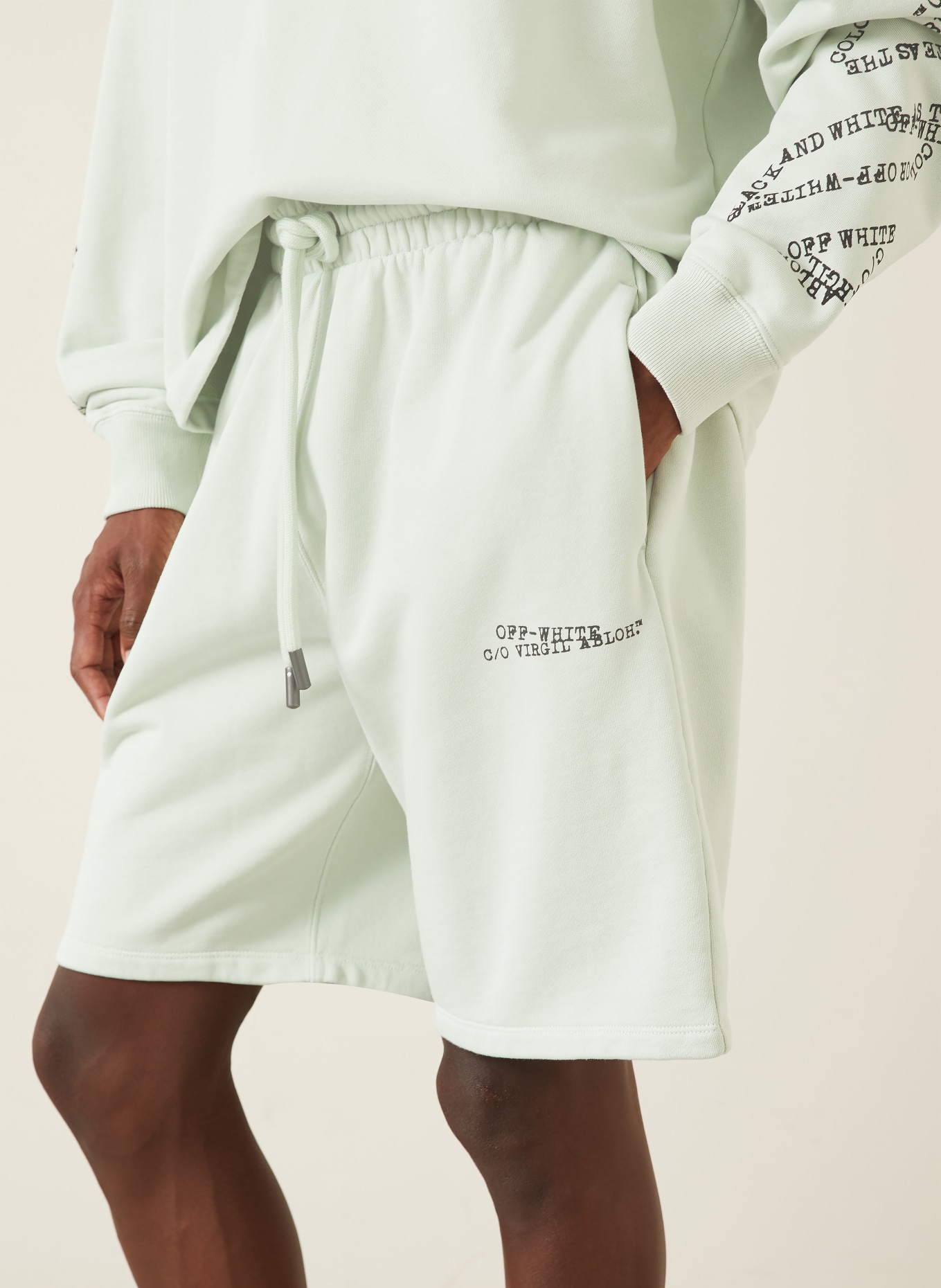 Off-White Sweatshorts: MINT / SCHWARZ