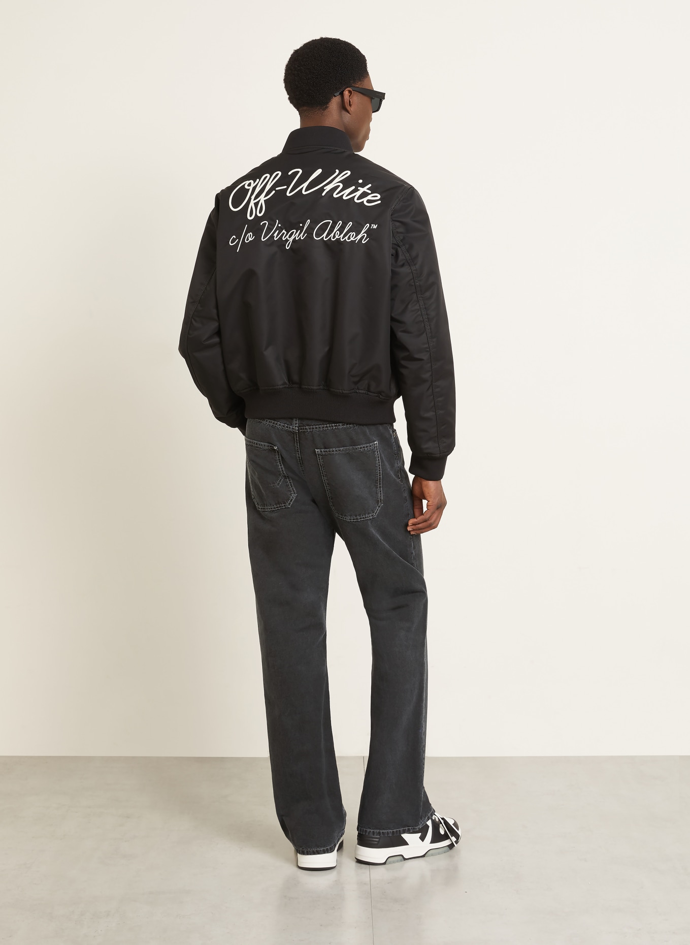 Off-White HALF ARROW Slim Relaxed Fit jeans: 0001 BLACK