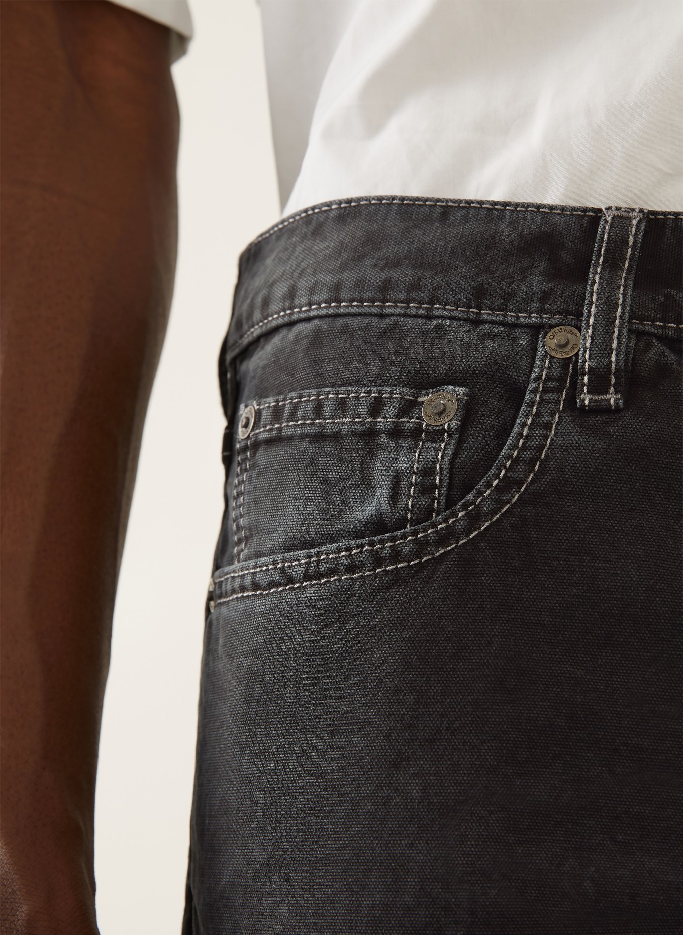 Off-White HALF ARROW Slim Relaxed Fit jeans: 0001 BLACK