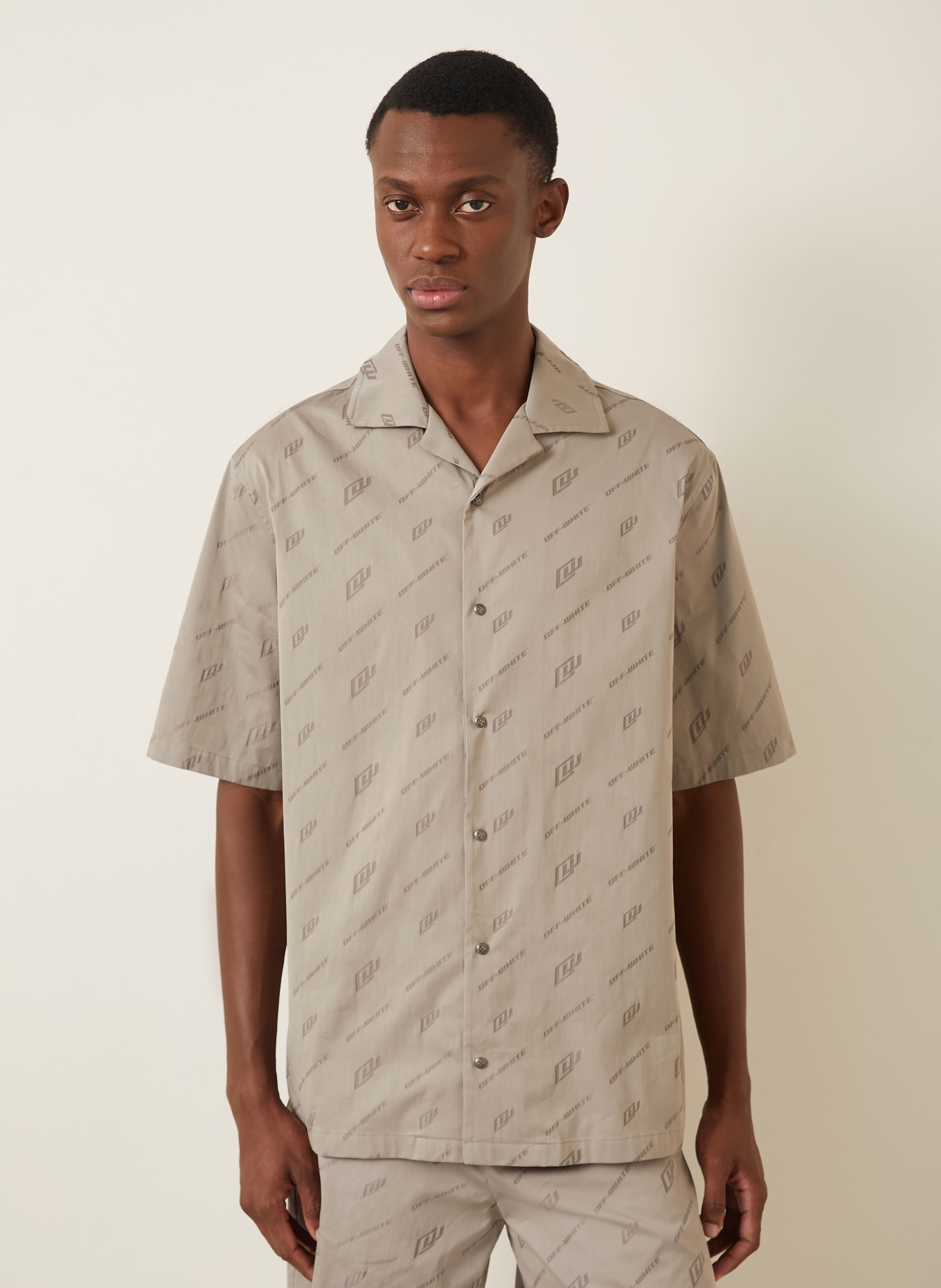 Off-White Resorthemd Comfort Fit: HELLBRAUN / TAUPE