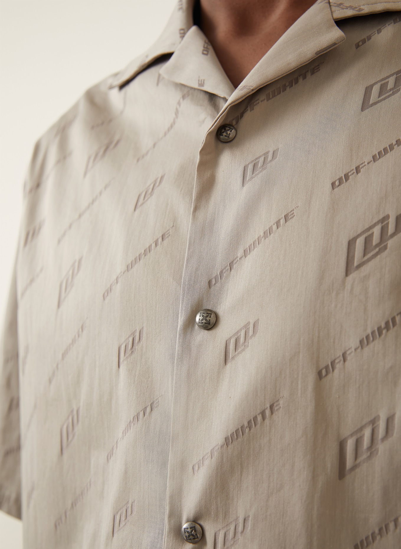 Off-White Resorthemd Comfort Fit: HELLBRAUN / TAUPE