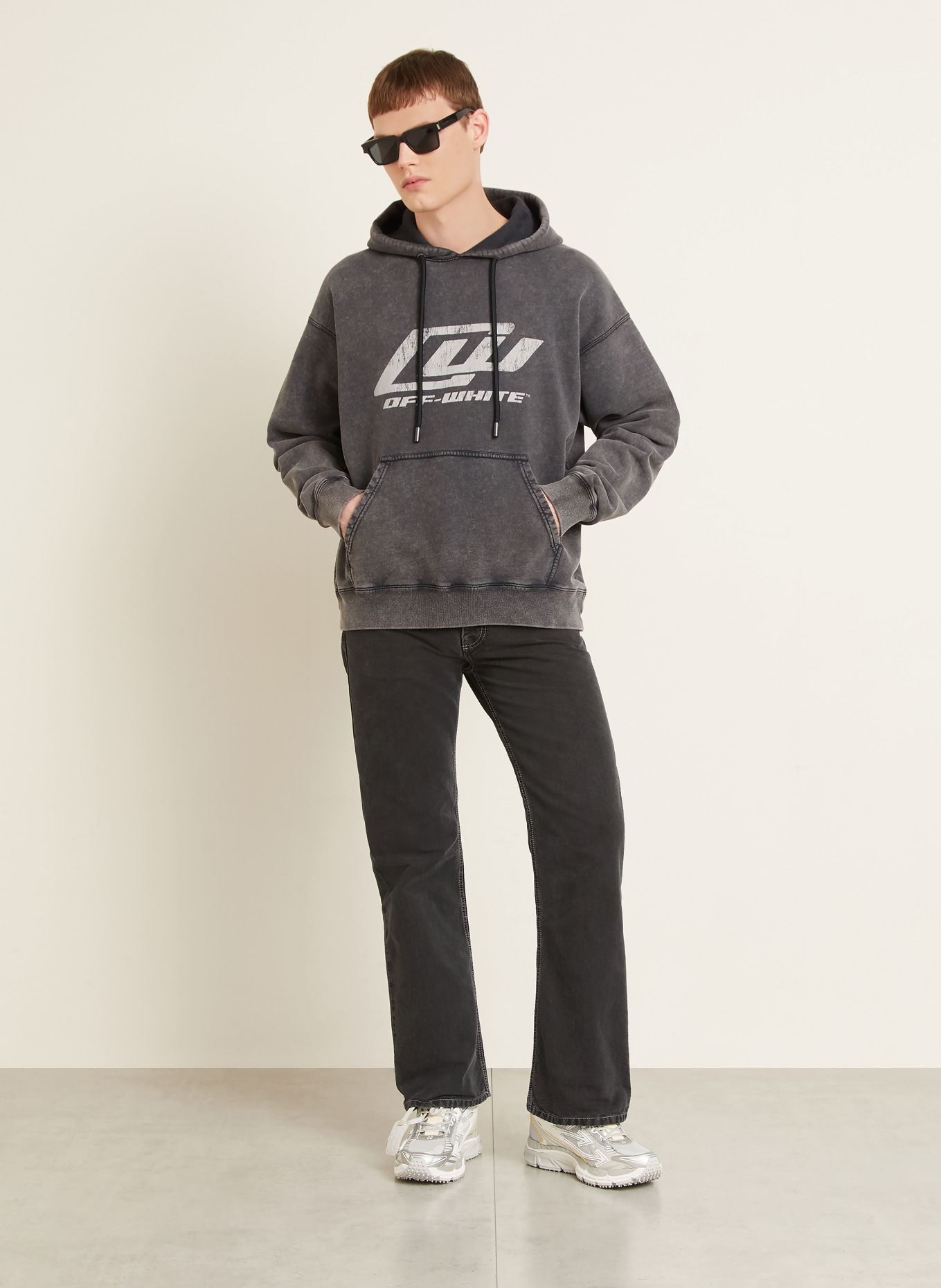 Off-White Hoodie: DONKERGRIJS / GRIJS