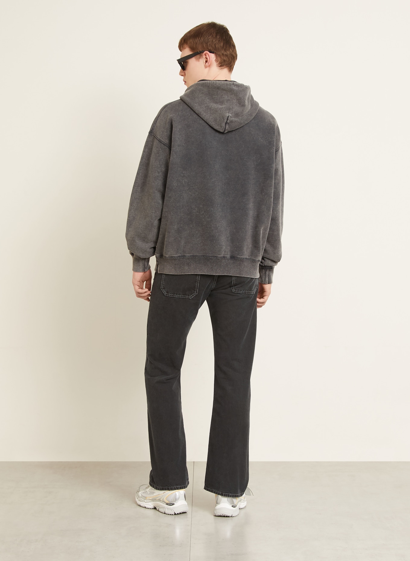 Off-White Hoodie: DONKERGRIJS / GRIJS