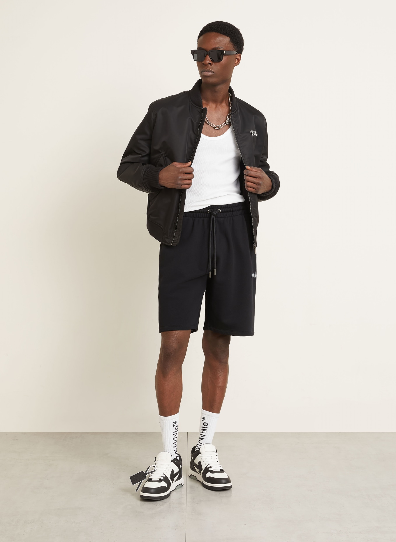 Off-White Sweatshorts HERALDIC ARROW SKATE: ZWART / WIT
