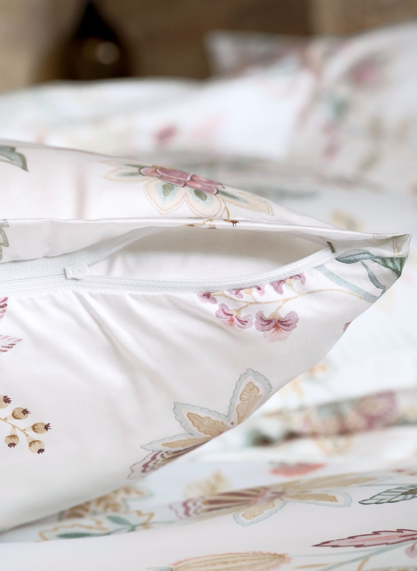 SCHLOSSBERG Poszewka na poduszkę IMA: BIAŁY / BLADORÓŻOWY / BEŻOWY