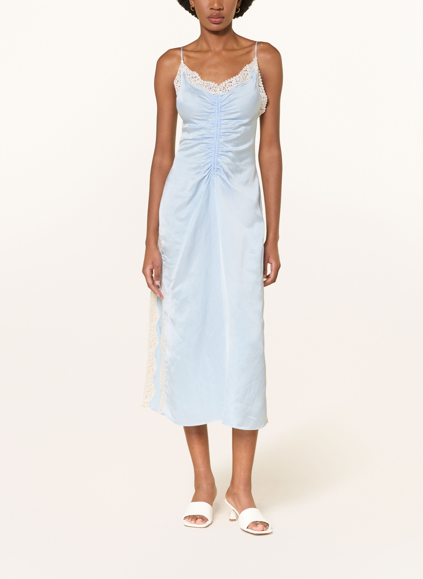 SANDRO Satinkleid mit Spitze: HELLBLAU / WEISS