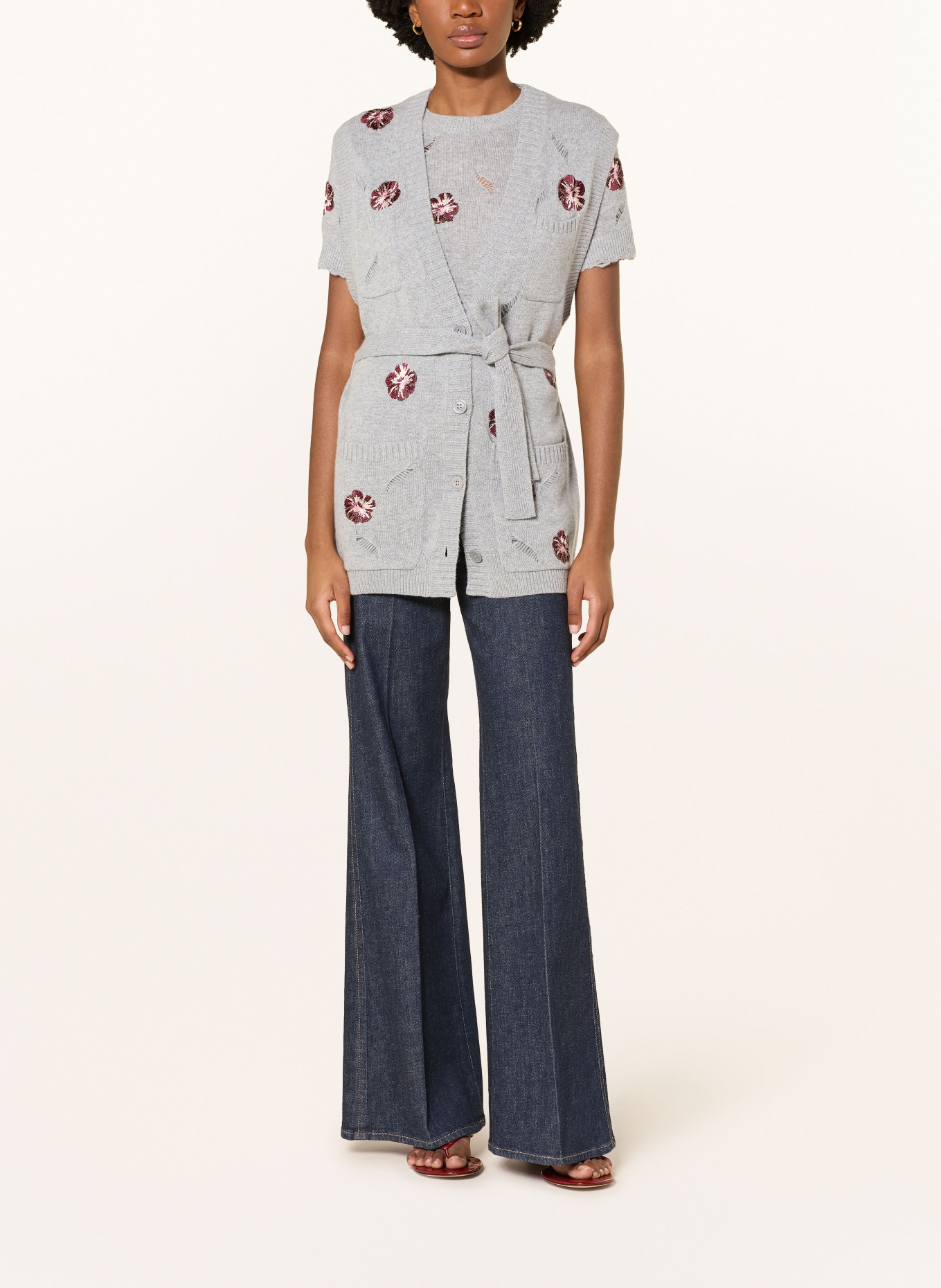 DOROTHEE SCHUMACHER Pletená vesta BLOOMING STATEMENTS s kašmírem: ŠEDÁ / RŮŽOVÁ / TMAVĚ ČERVENÁ