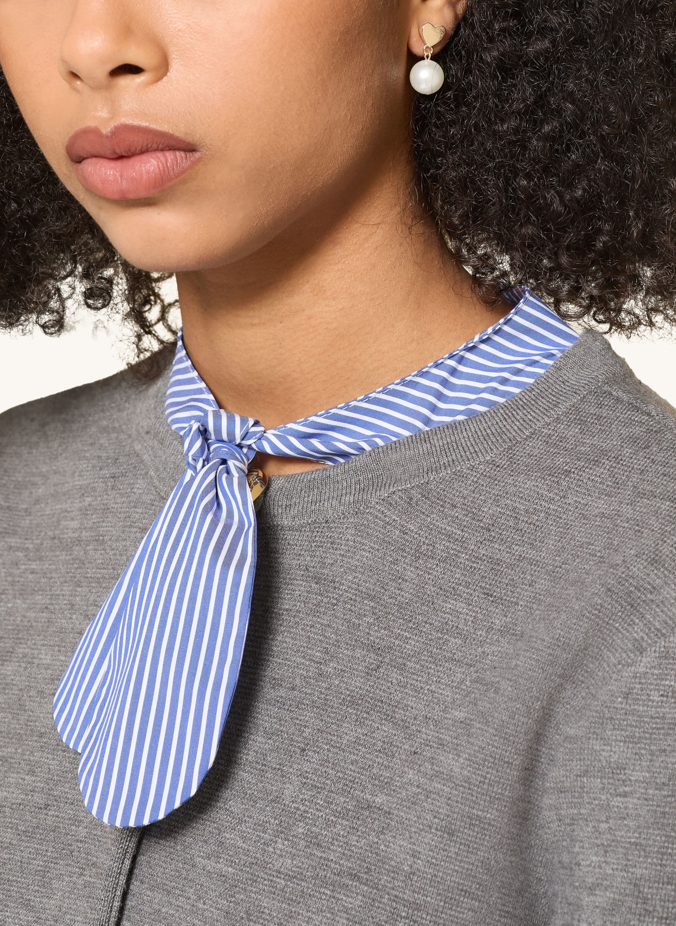 maje Ohrhänger: GOLD / WEISS