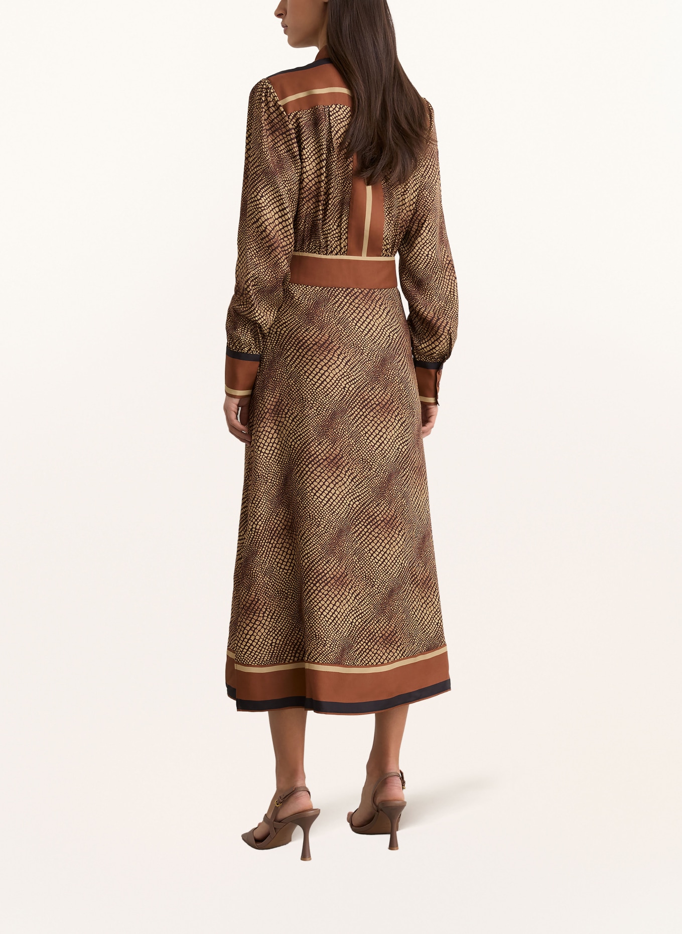 REISS Satinkleid LEIA: BEIGE / COGNAC / DUNKELBRAUN