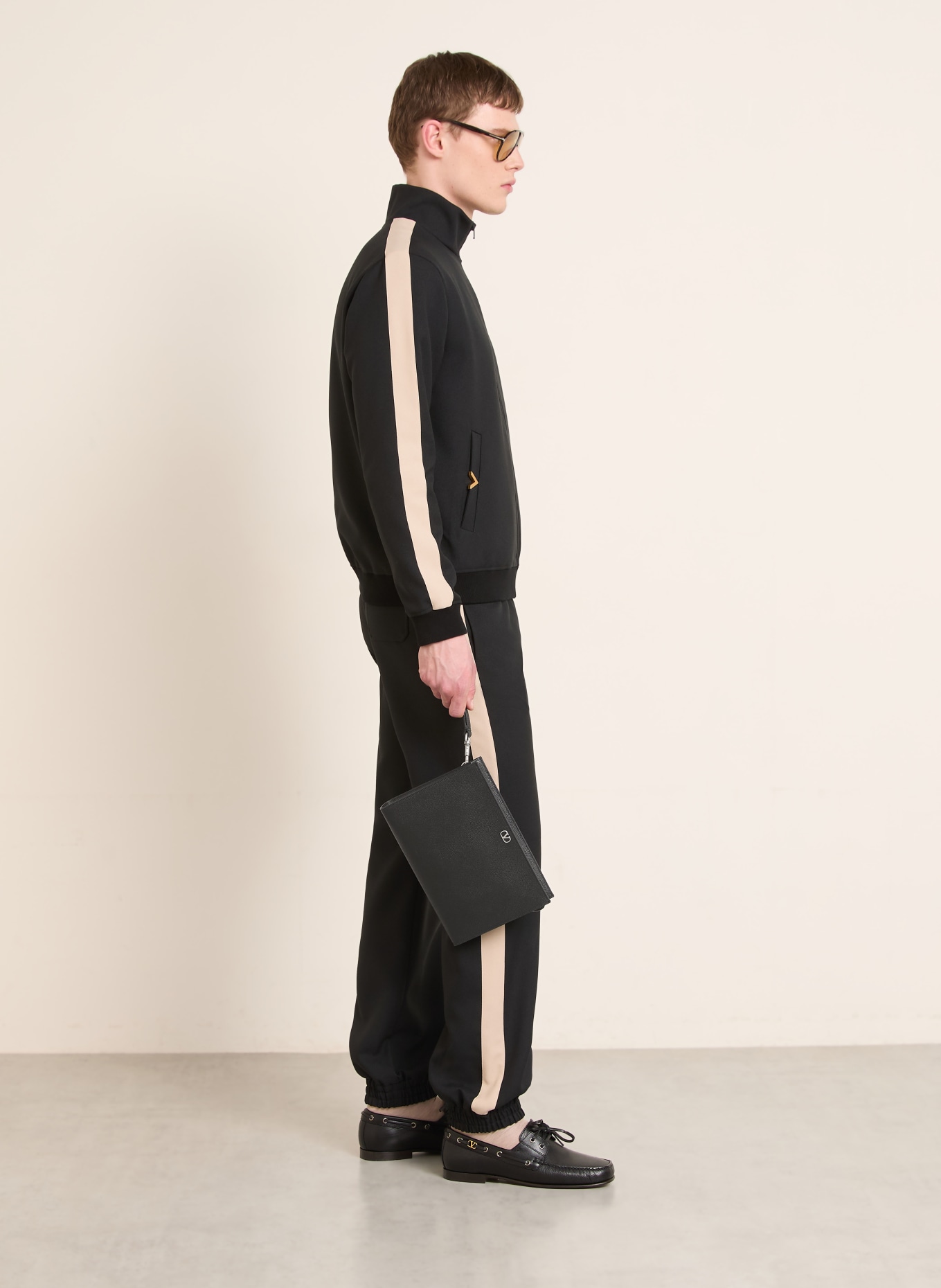 VALENTINO GARAVANI Etui VLOGO SIGNATURE: ZWART / ZILVER