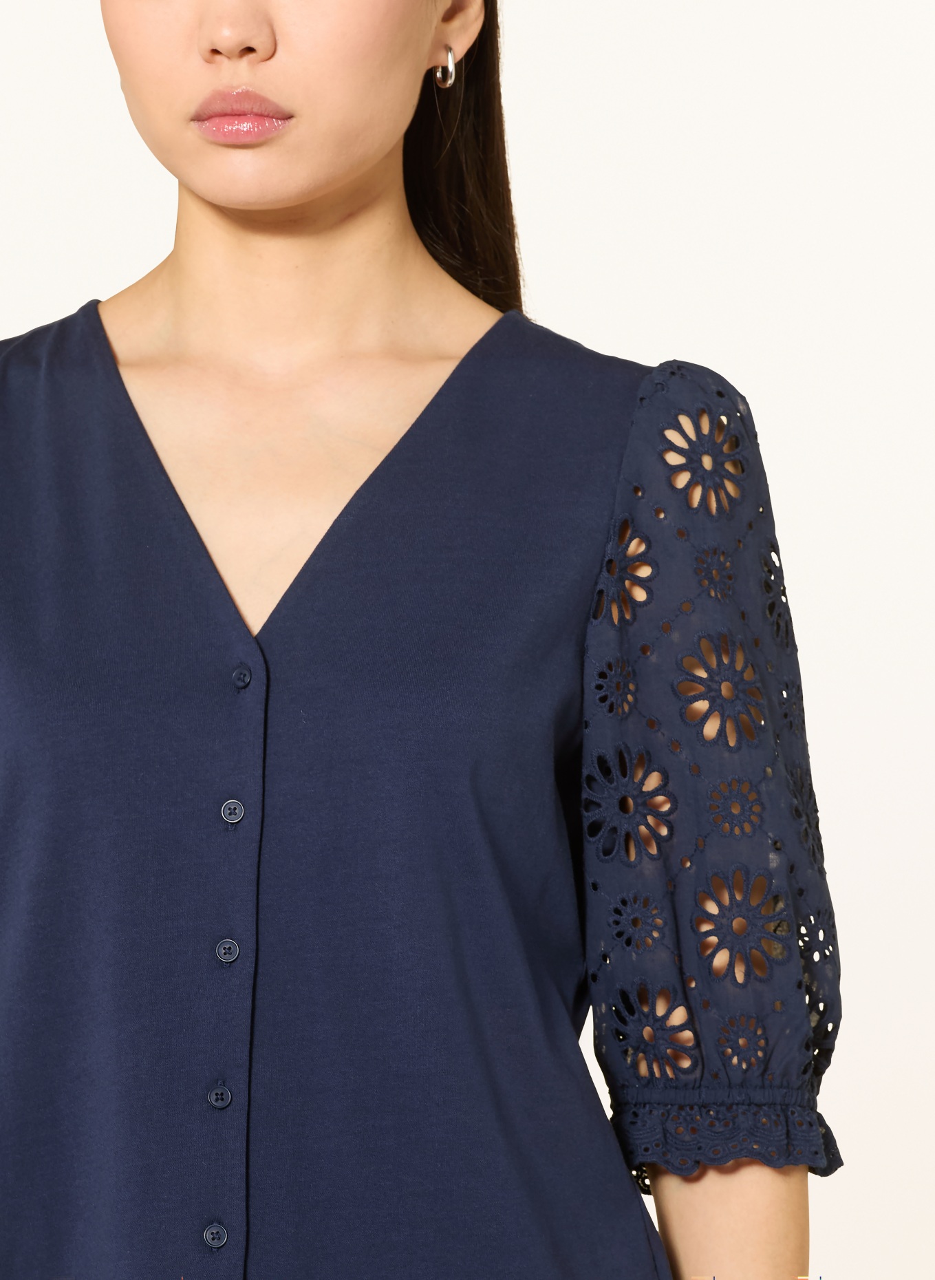 Phase Eight Blouse ELEANOR en mélange de matières avec dentelle ajourée: BLEU FONCÉ