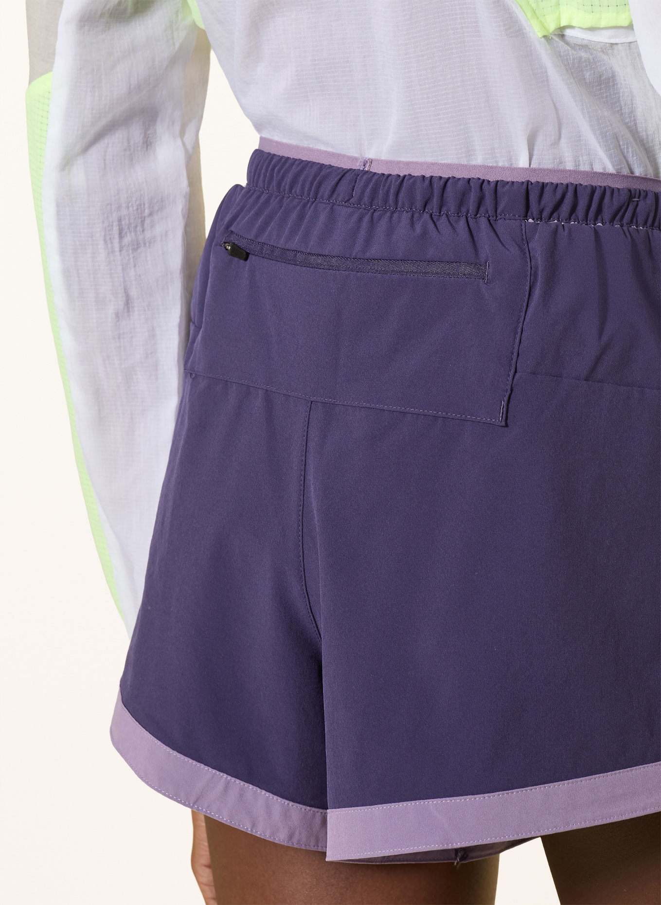 new balance 2-in-1-Laufshorts: DUNKELLILA / HELLLILA