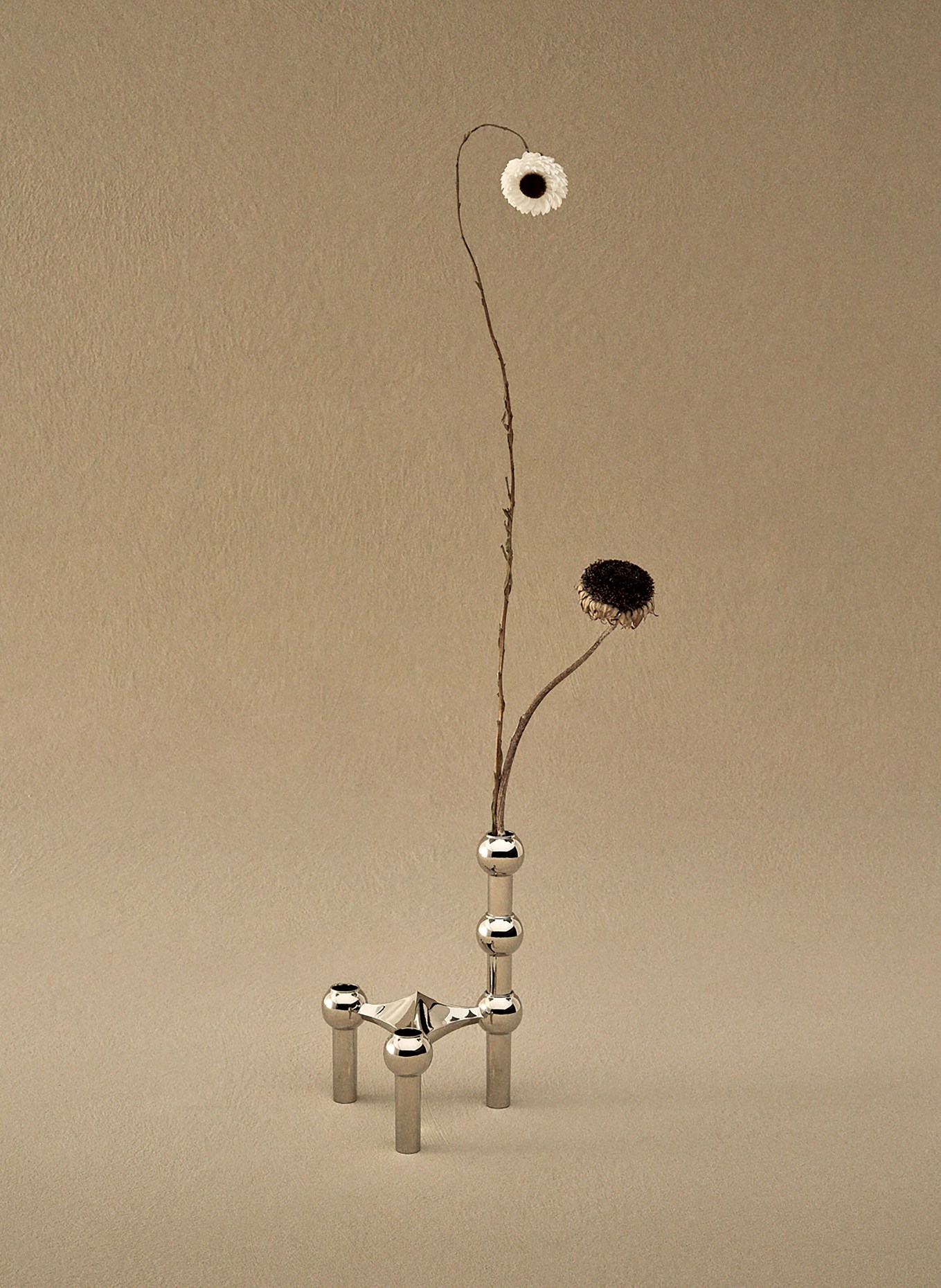 STOFF NAGEL vase: SILVER