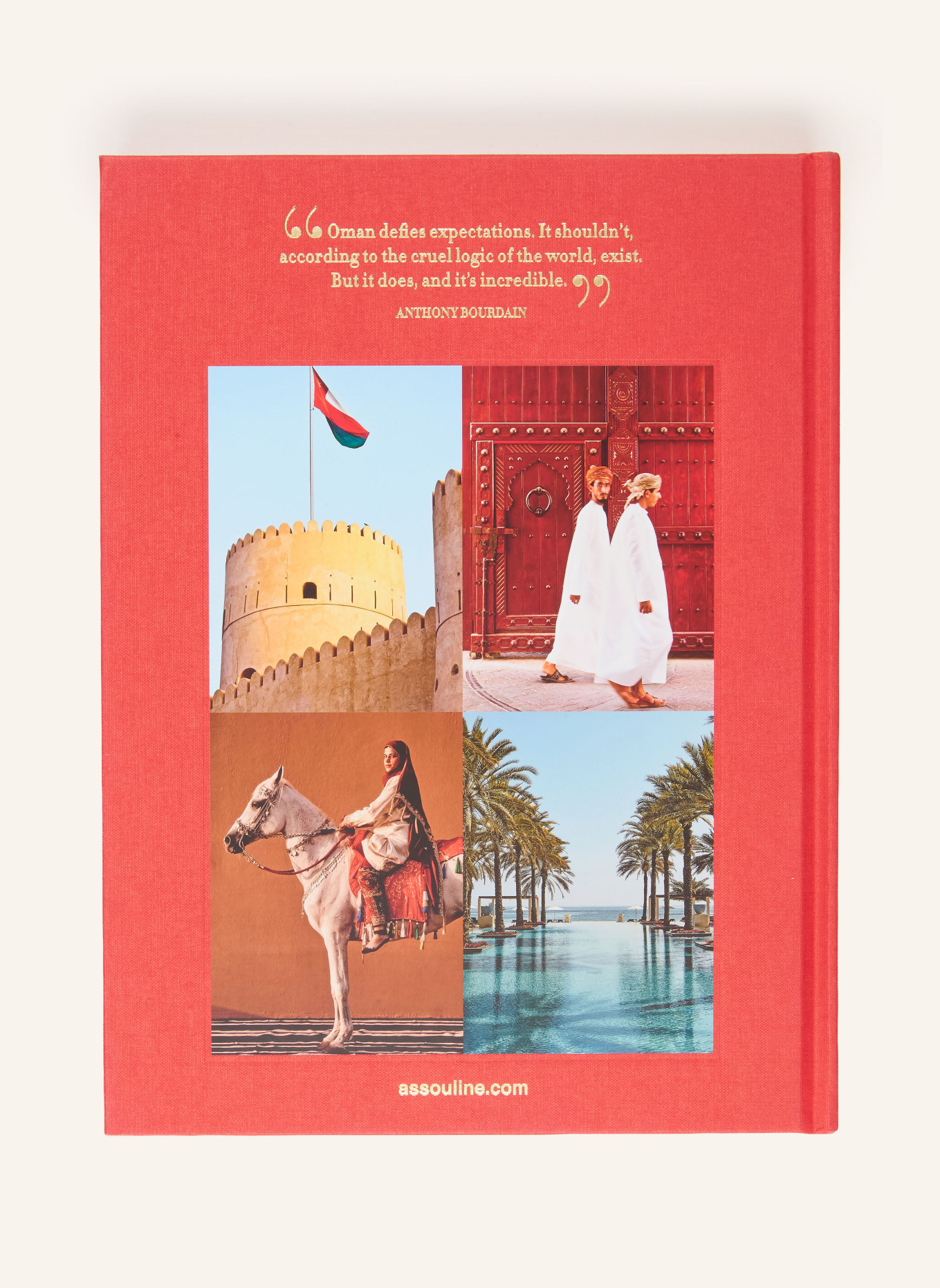 ASSOULINE Boek OMAN ODYSSEY: ROOD / GOUD / LICHTGROEN