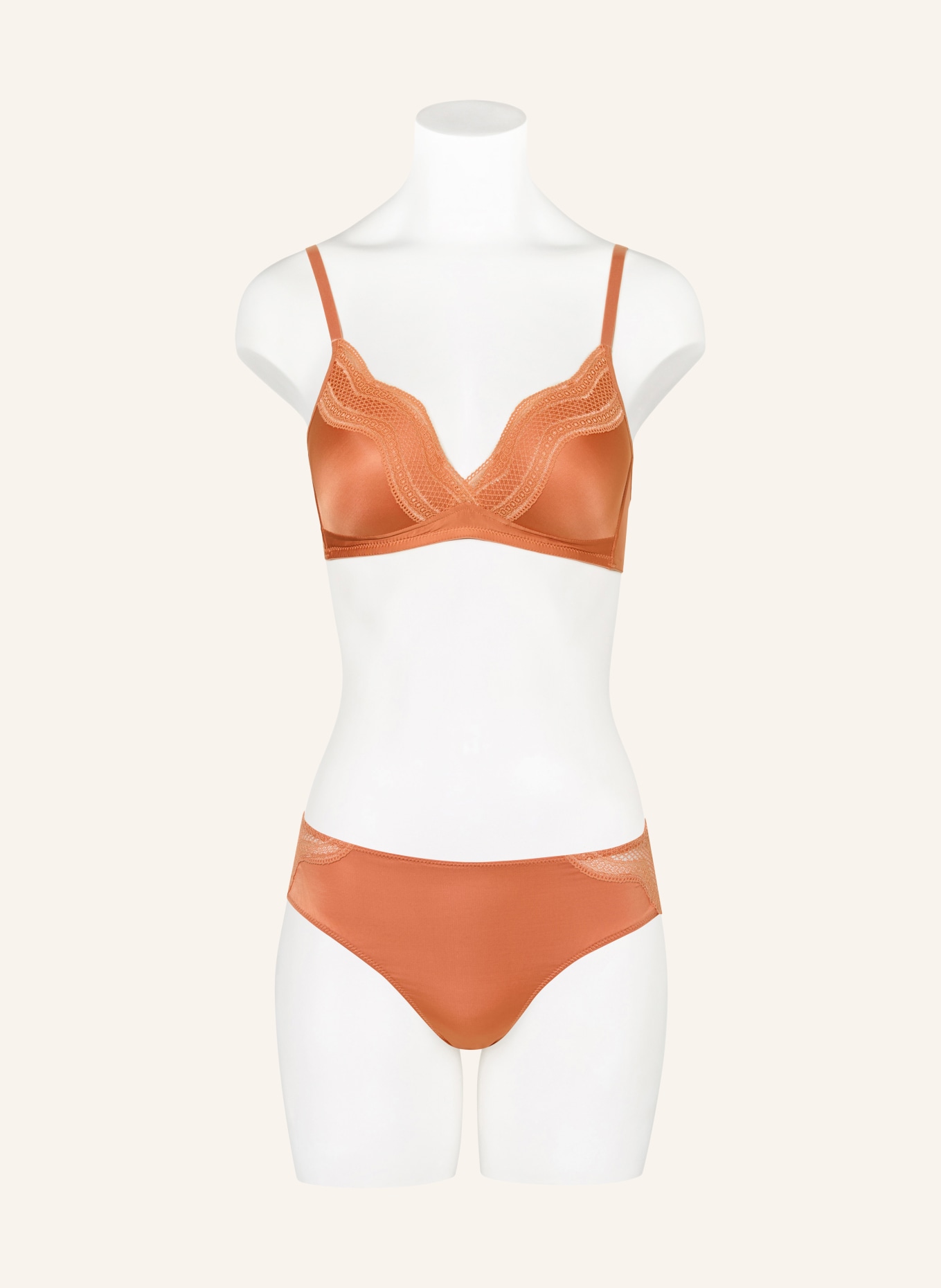 HANRO Triangelbeha CIRA: ZALM