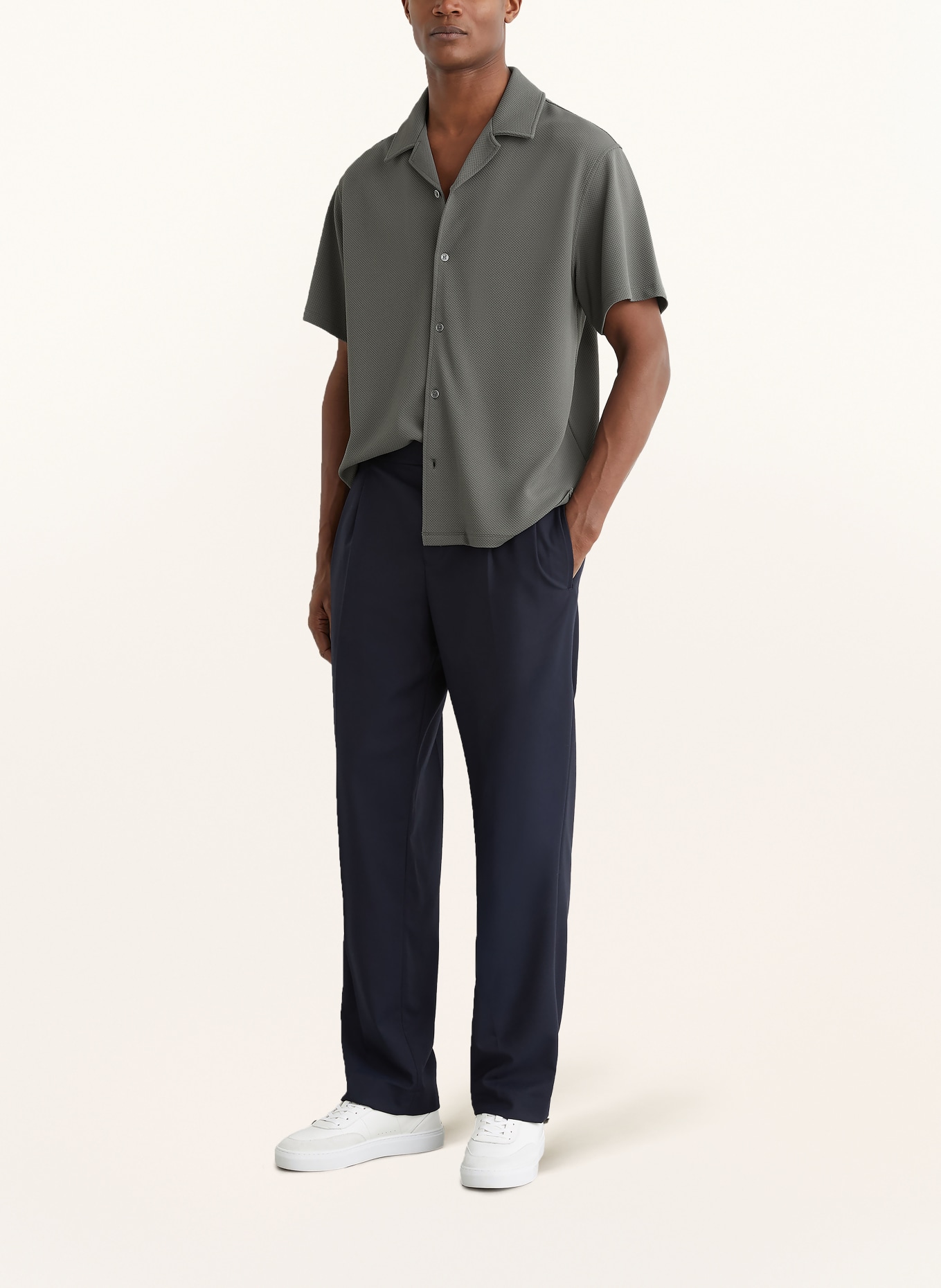 REISS Resorthemd CEDRIC Comfort Fit: DONKERGROEN