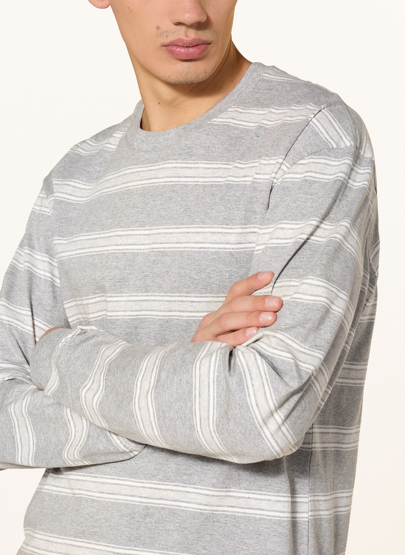 ARKET long-sleeved shirt: GRAY / WHITE