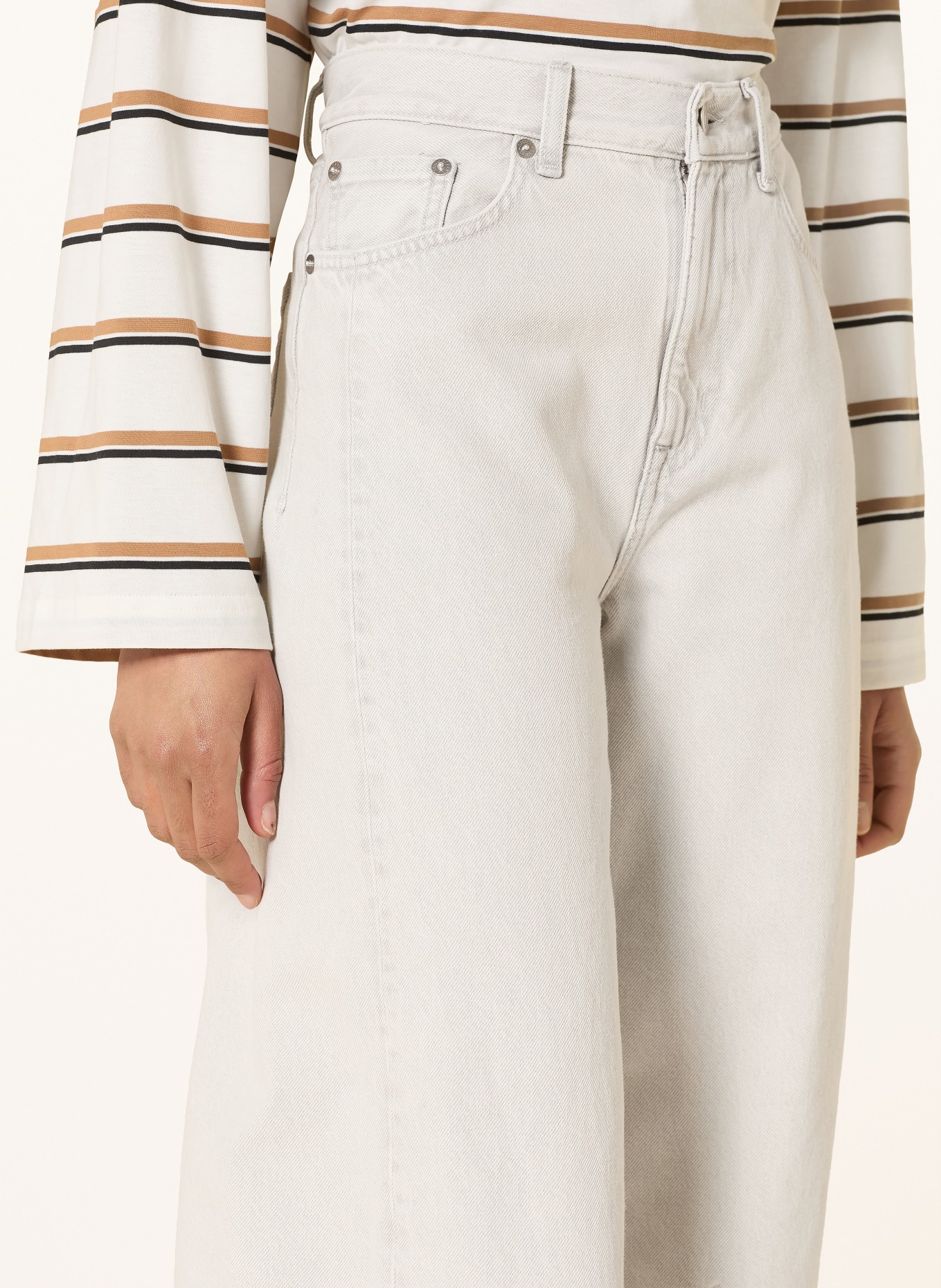 ARKET Jeans Barrel: 006 11-901 Denim Off-White