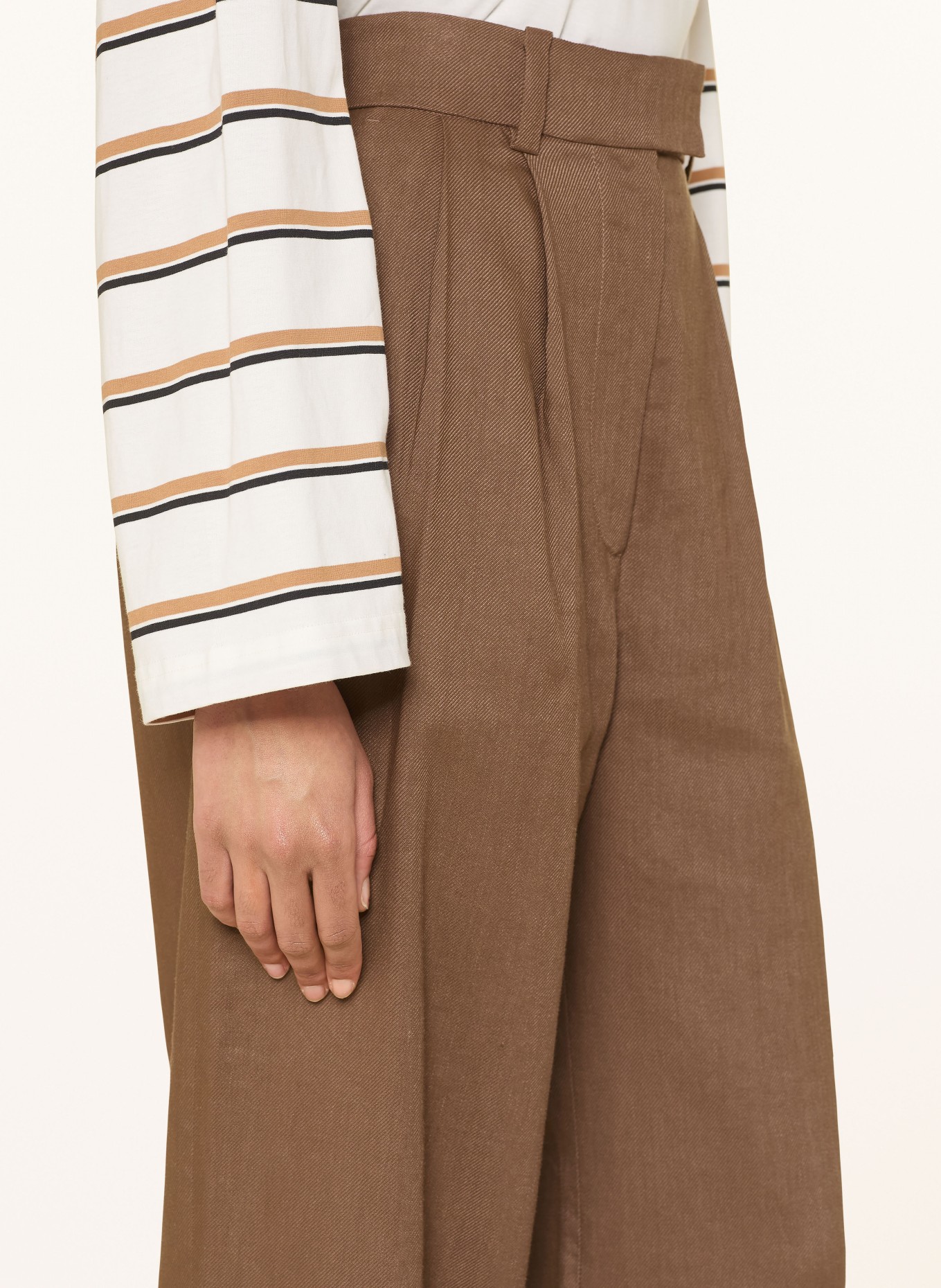 ARKET Marlene kalhoty s lnem: HNĚDÁ