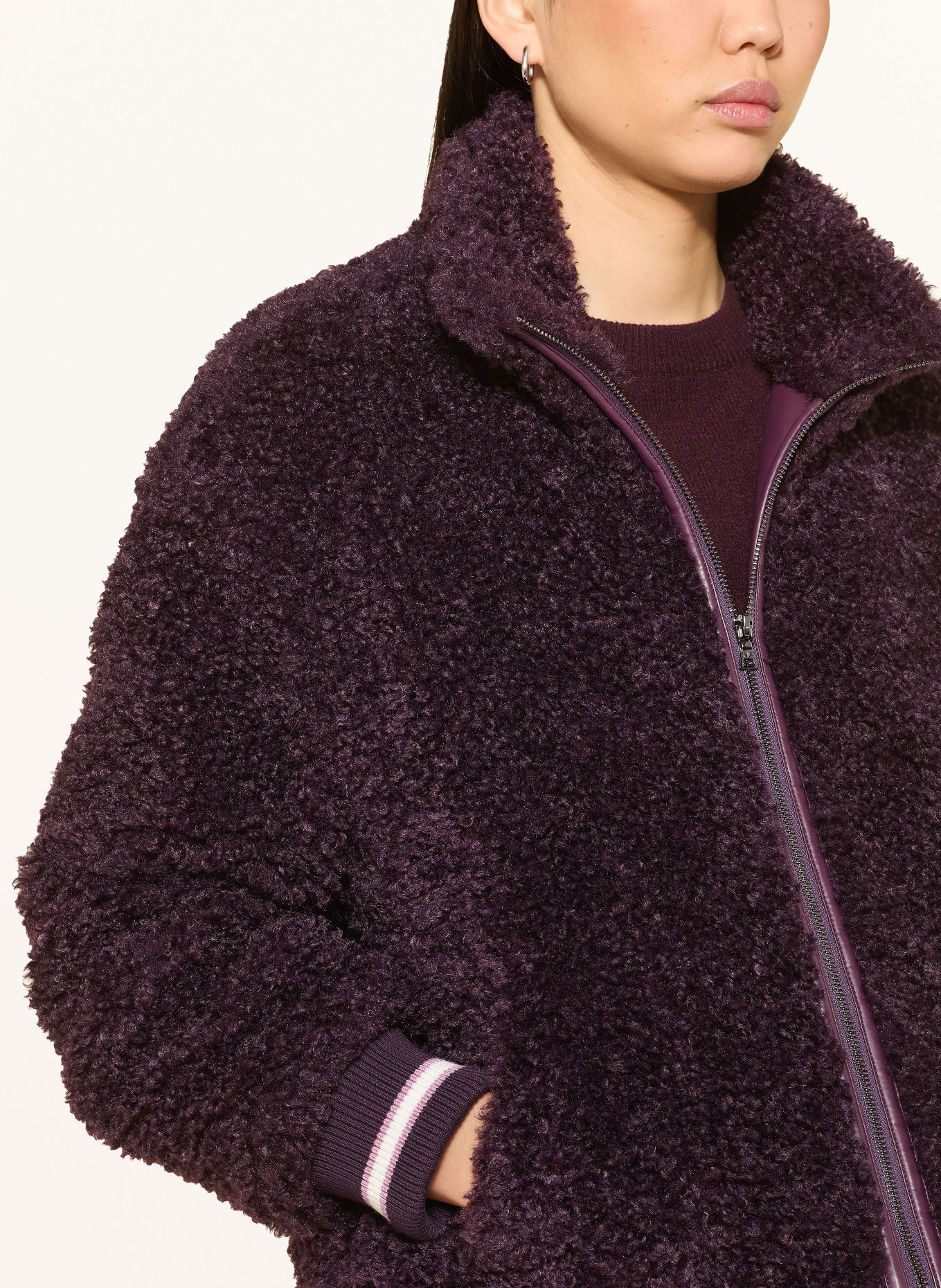 MARC AUREL Teddyfell-Jacke: DUNKELLILA