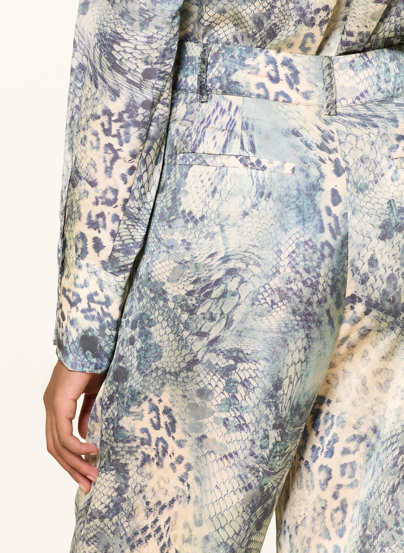 ba&sh Marlenehose CARRINA: DUNKELBLAU / ECRU / PETROL