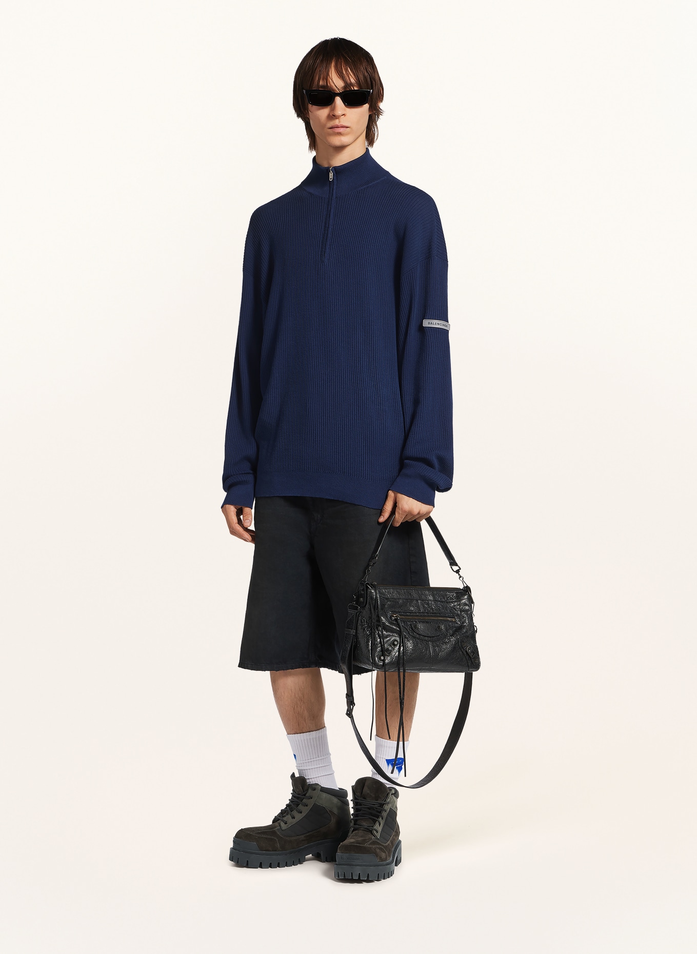 BALENCIAGA Torebka LE CITY MOTO SMALL z nitami: CZARNY