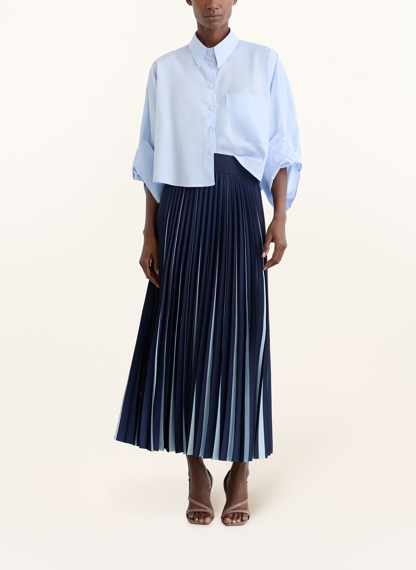 REISS Plisseerock SERENA: DUNKELBLAU / HELLBLAU