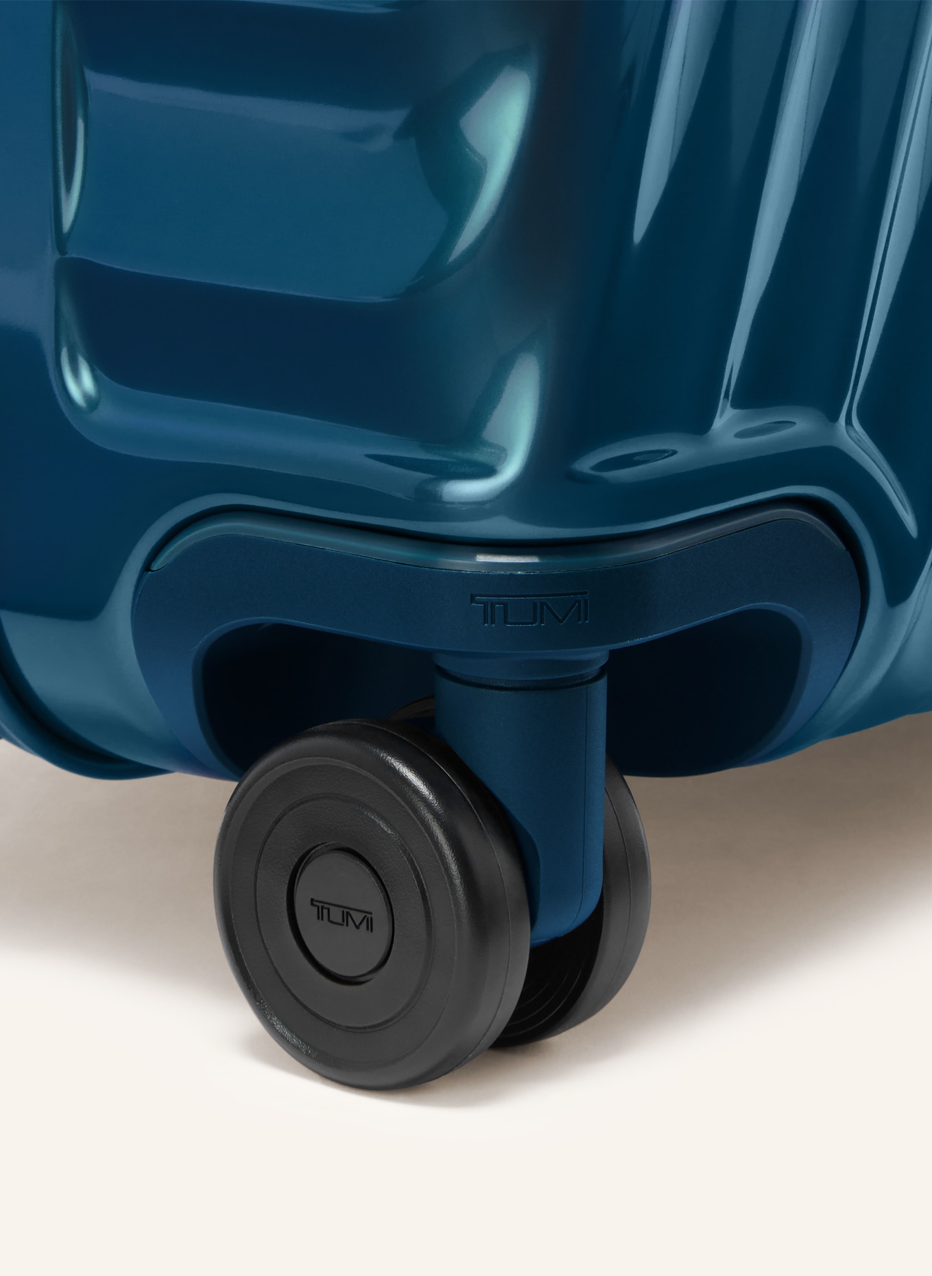TUMI 19 DEGREE Trolley EXTENDED TRIP EXPANDABLE CHECKED: BLAU