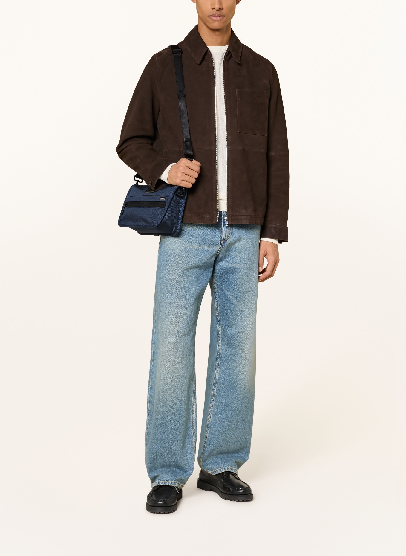 TUMI ALPHA schoudertas: DONKERBLAUW / ZWART