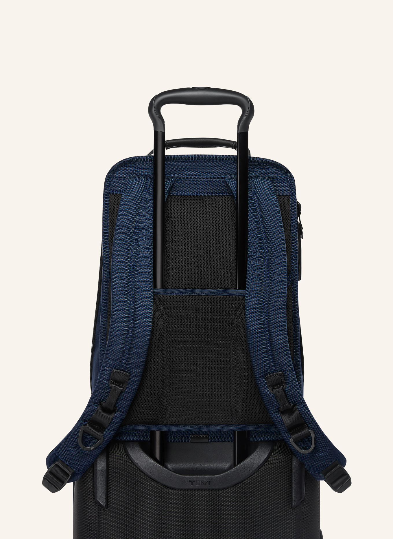 TUMI ALPHA Rucksack MEDIUM EXPANDABLE mit Laptop-Fach: DUNKELBLAU