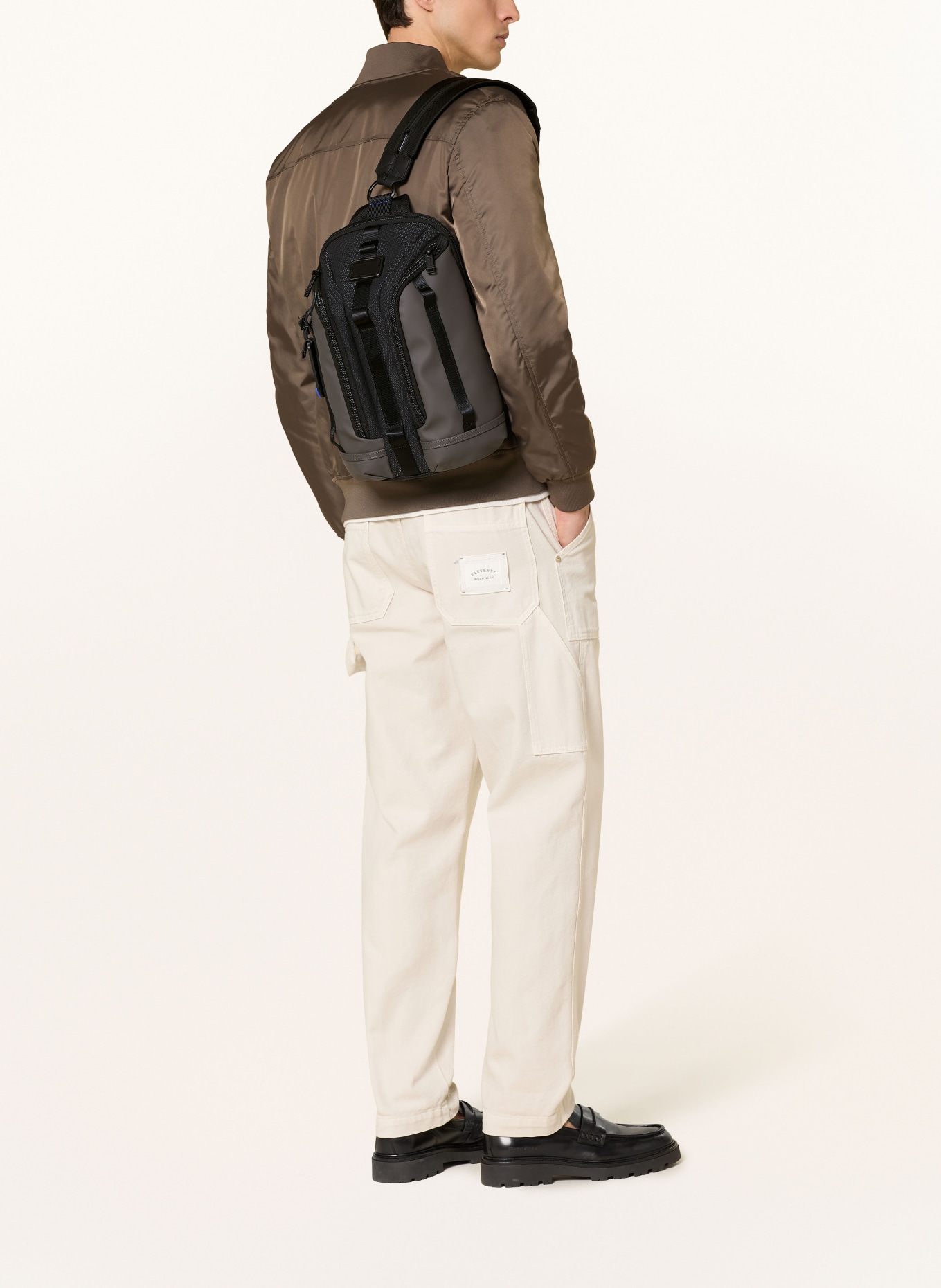 TUMI ALPHA BRAVO KNIGHT SLING backpack: DARK GRAY / GRAY