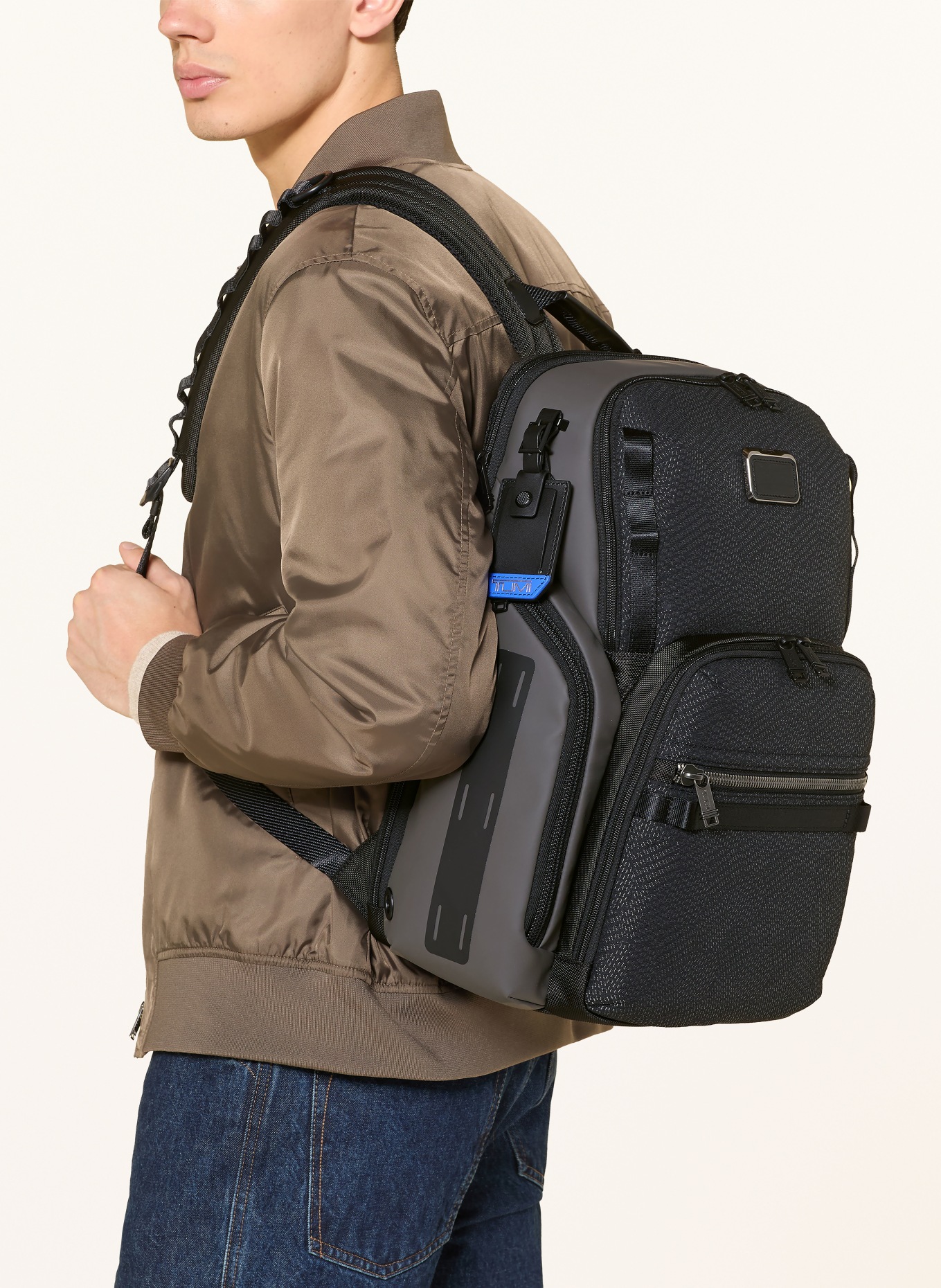 TUMI ALPHA BRAVO Rugzak SEARCH met laptopvak: ZWART / GRIJS