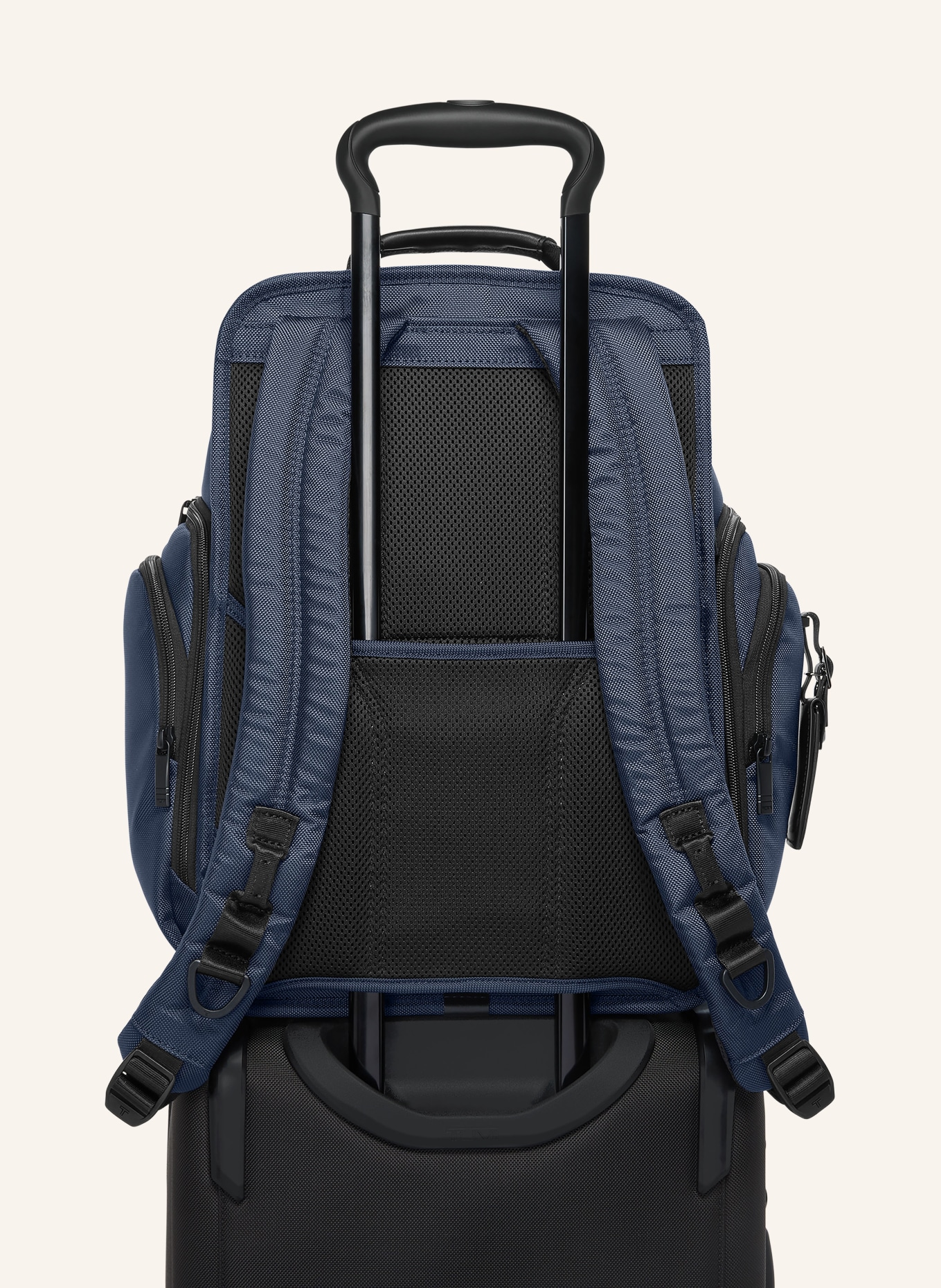 TUMI ALPHA Rucksack BRIEF PACK mit Laptop-Fach: DUNKELBLAU / SCHWARZ