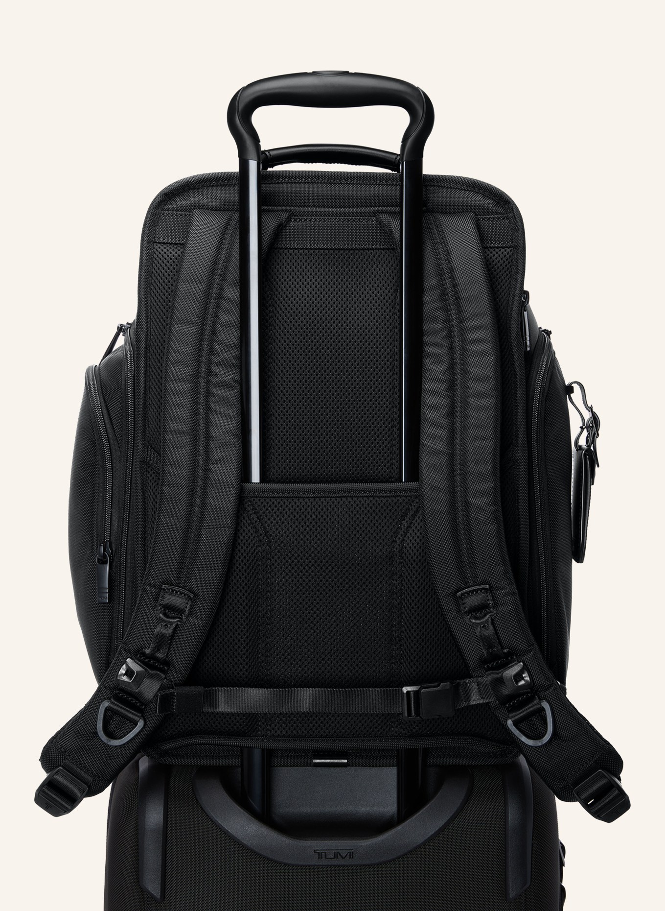 TUMI ALPHA Rucksack PACKING mit Laptop-Fach: SCHWARZ